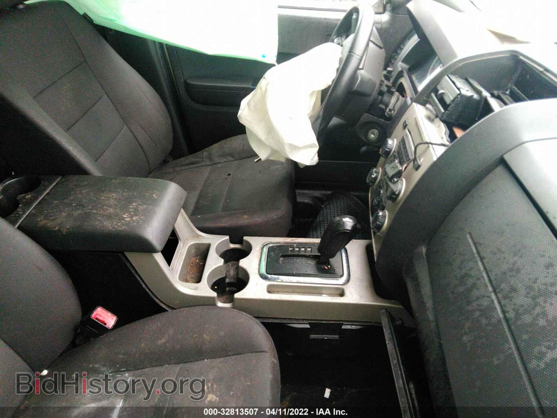 2011 FORD ESCAPE - VIN: 1FMCU0DG8BKC49514 - Фото 5