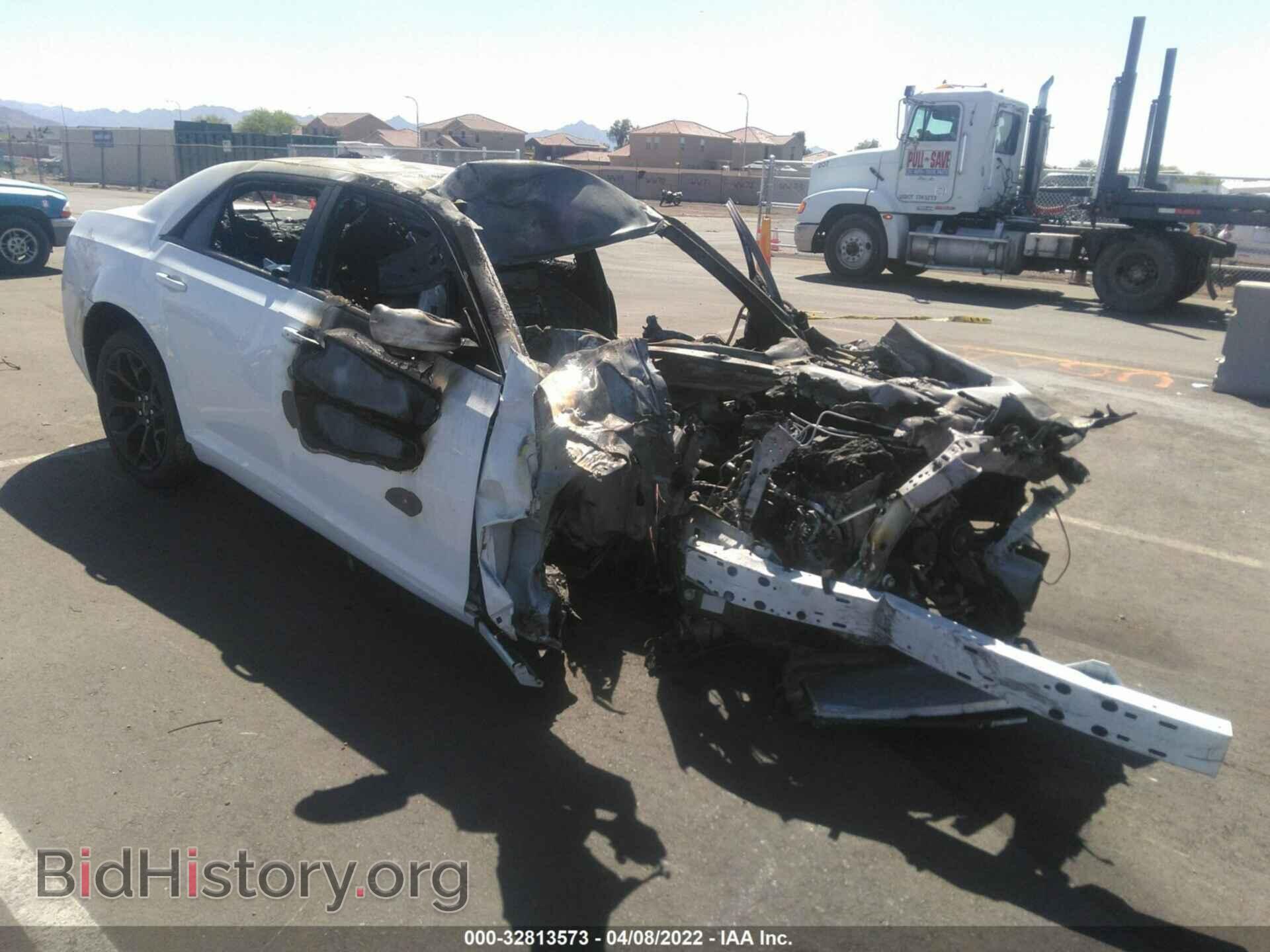 Photo 2C3CCABG7KH516475 - CHRYSLER 300 2019