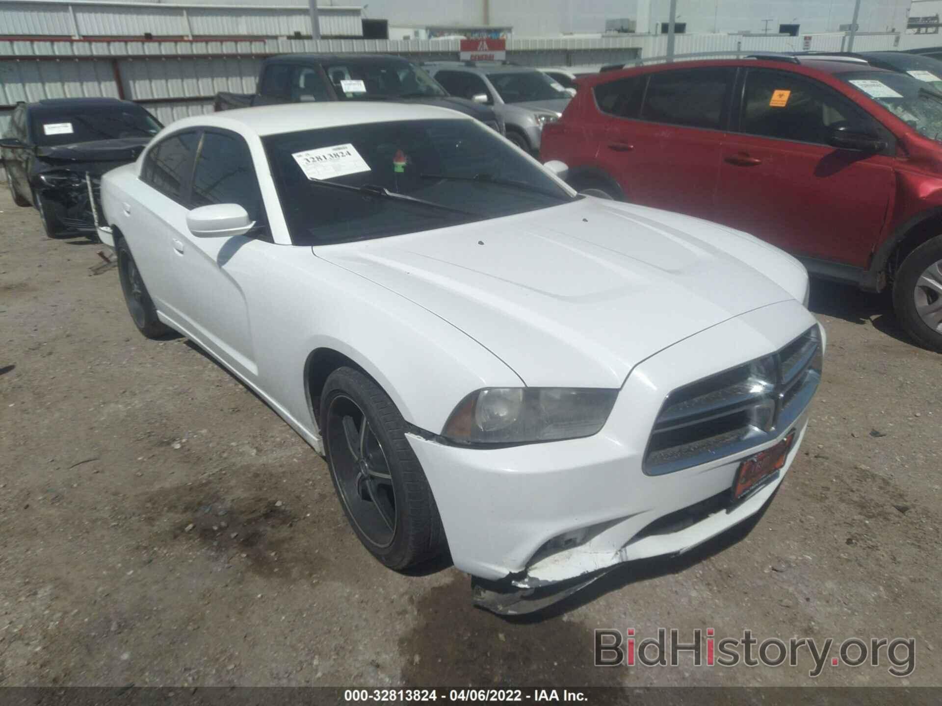 Photo 2C3CDXBG5DH614844 - DODGE CHARGER 2013