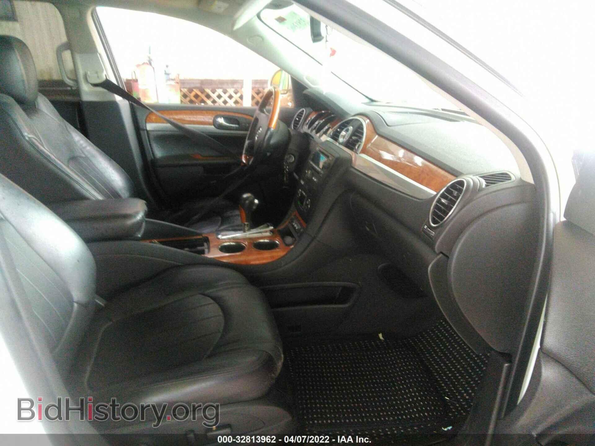 2011 BUICK ENCLAVE - VIN: 5GAKVCEDXBJ221787 - Фото 5