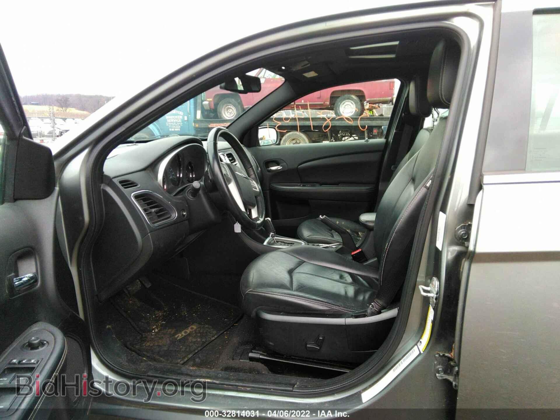 2011 CHRYSLER 200 - VIN: 1C3BC2FG0BN581526 - Фото 5
