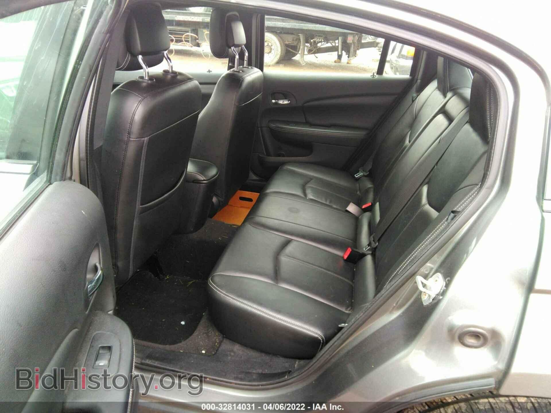 2011 CHRYSLER 200 - VIN: 1C3BC2FG0BN581526 - Фото 8