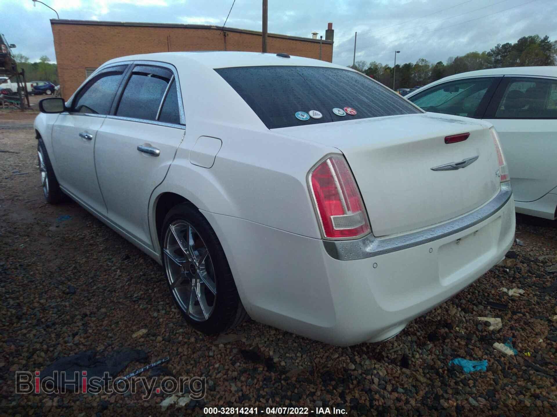 2012 CHRYSLER 300 - VIN: 2C3CCAPT4CH256379 - Фото 3