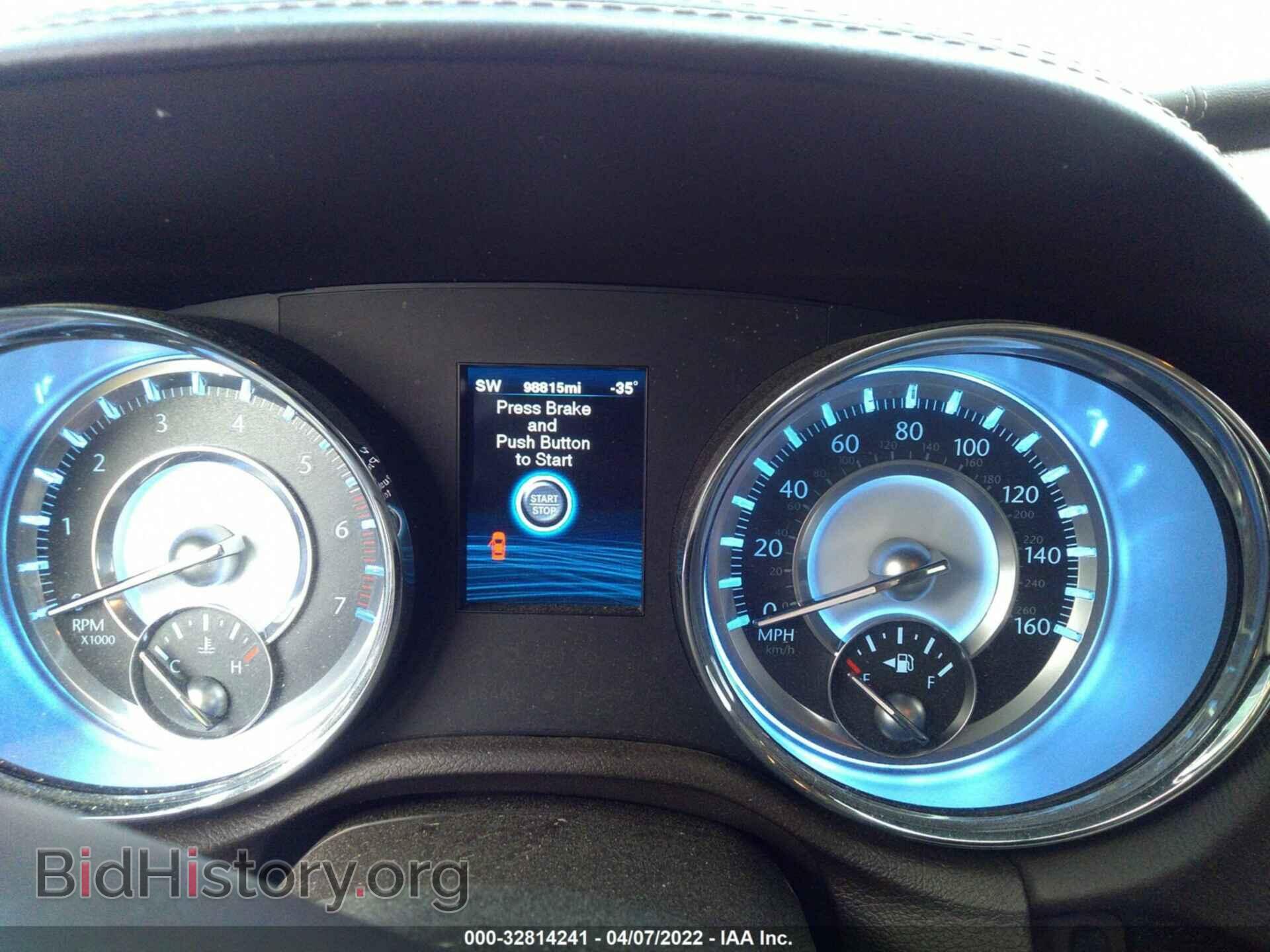 2012 CHRYSLER 300 - VIN: 2C3CCAPT4CH256379 - Фото 7