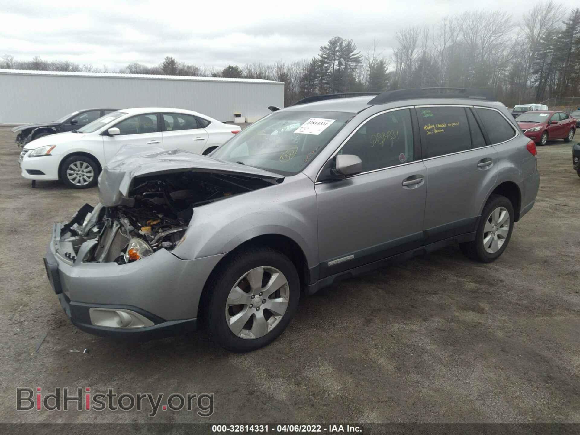 2011 SUBARU OUTBACK - VIN: 4S4BRBCC9B3382185 - Фото 2