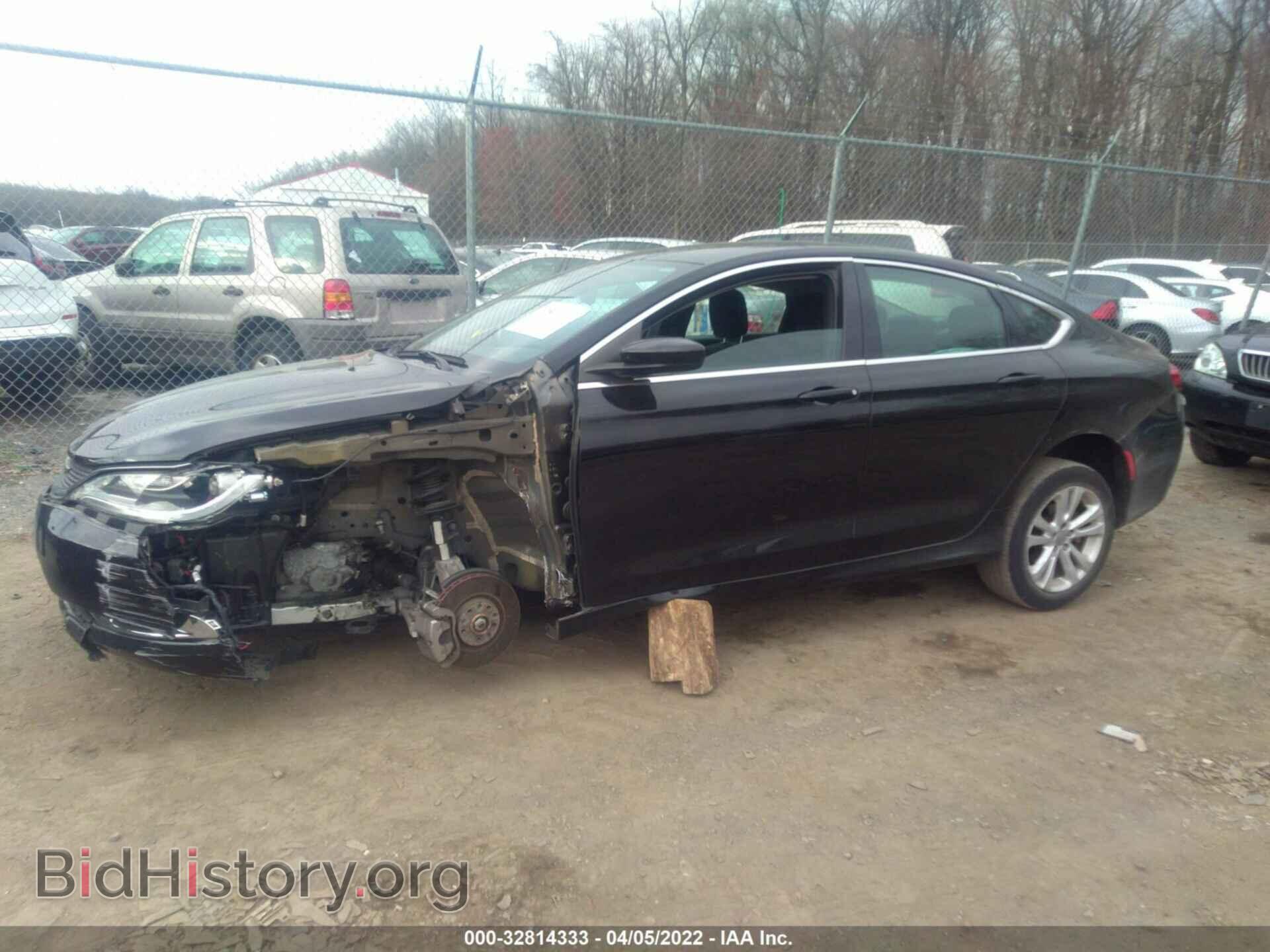 2015 CHRYSLER 200 - VIN: 1C3CCCAB1FN638585 - Фото 2