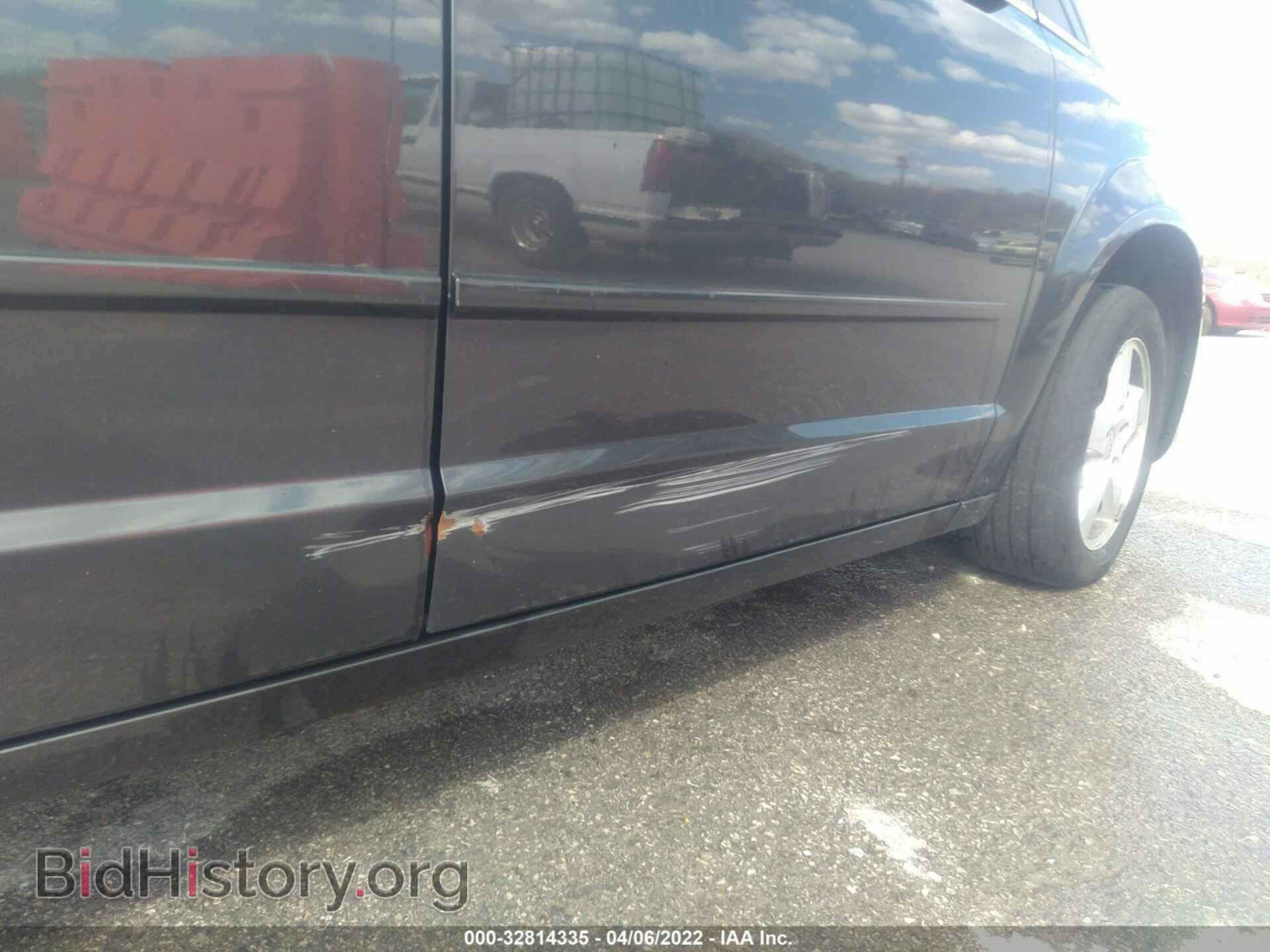 2011 DODGE GRAND CARAVAN - VIN: 2D4RN5DG8BR660585 - Фото 6