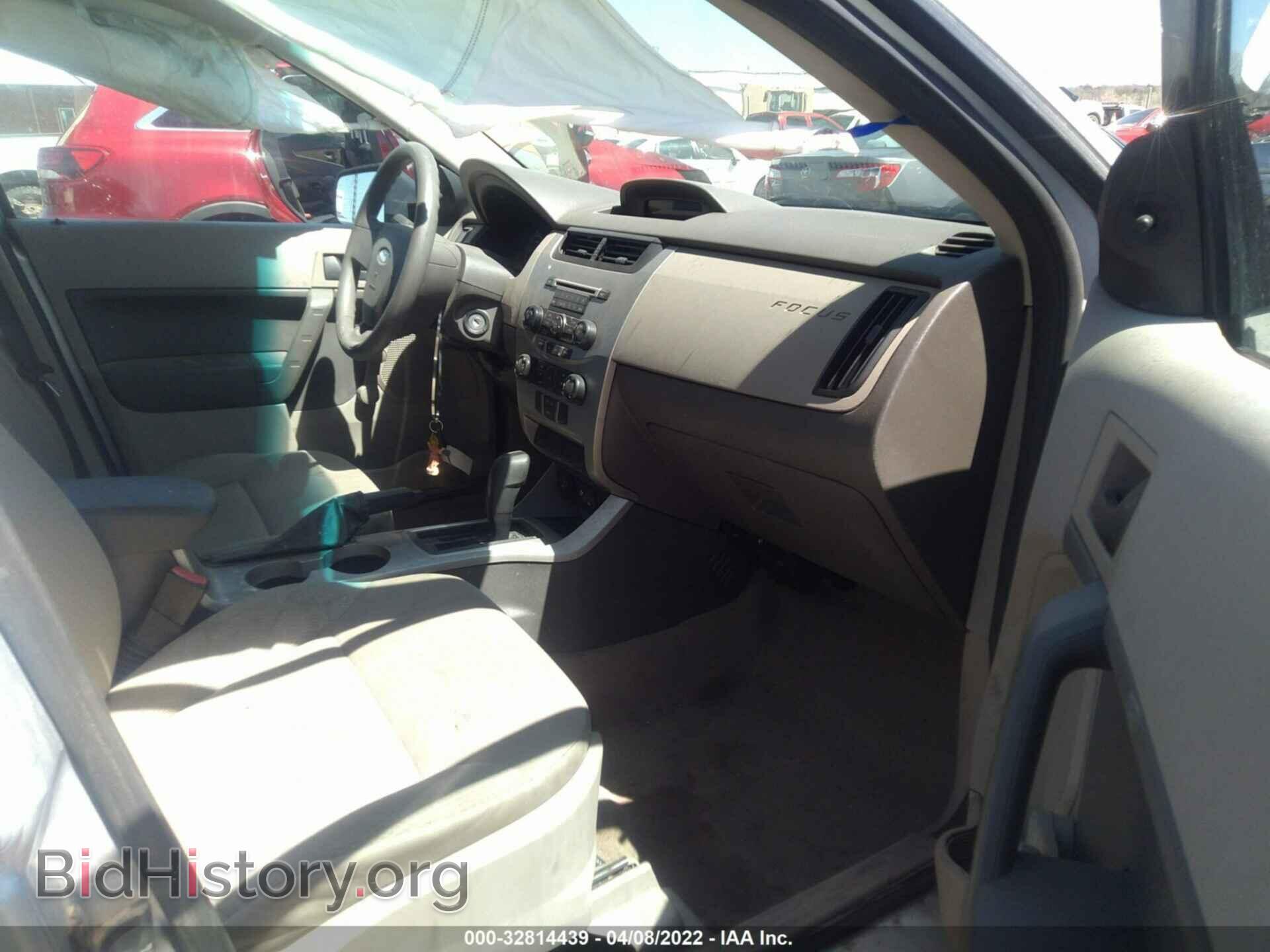 2008 FORD FOCUS - VIN: 1FAHP34NX8W123776 - Фото 5