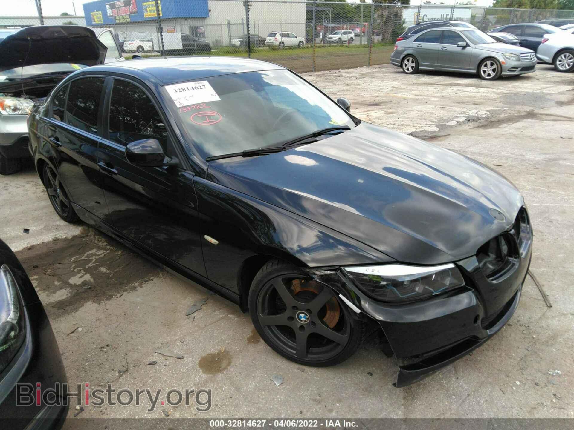 Фотография WBAPH7C55BE679130 - BMW 3 SERIES 2011