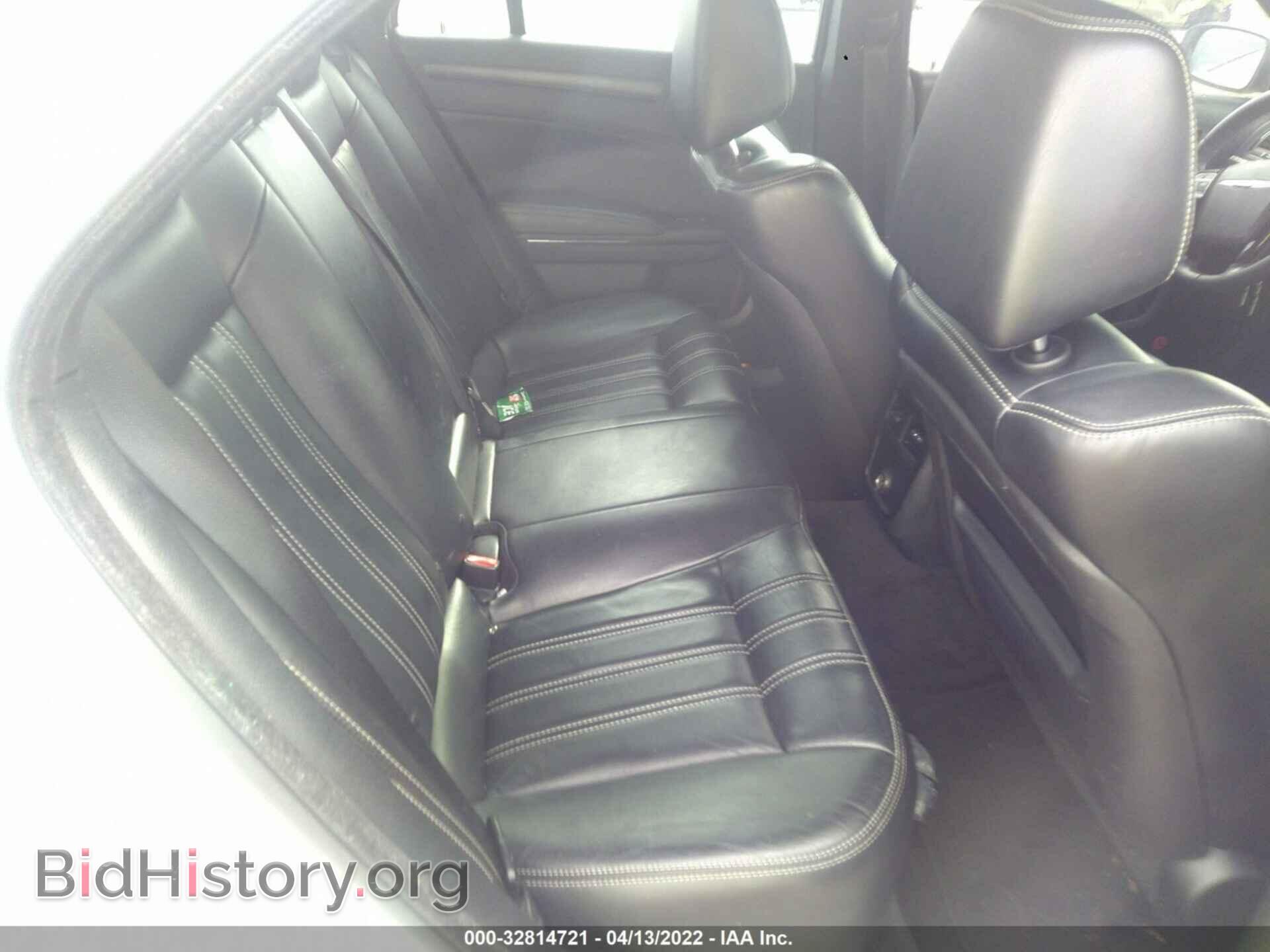 2013 CHRYSLER 300 - VIN: 2C3CCABGXDH657981 - Фото 8