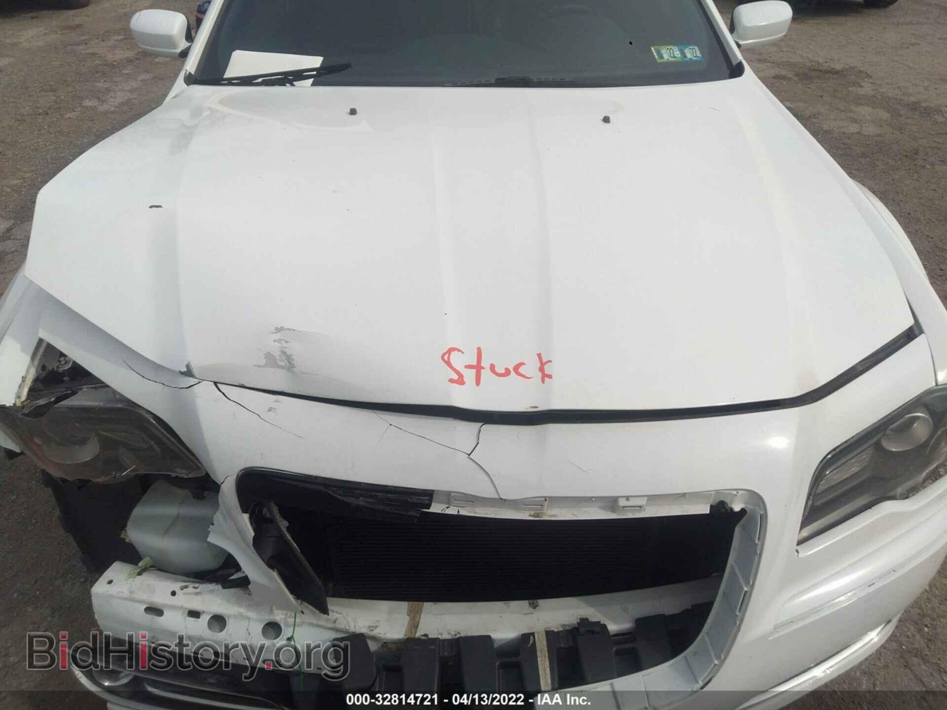 2013 CHRYSLER 300 - VIN: 2C3CCABGXDH657981 - Фото 10