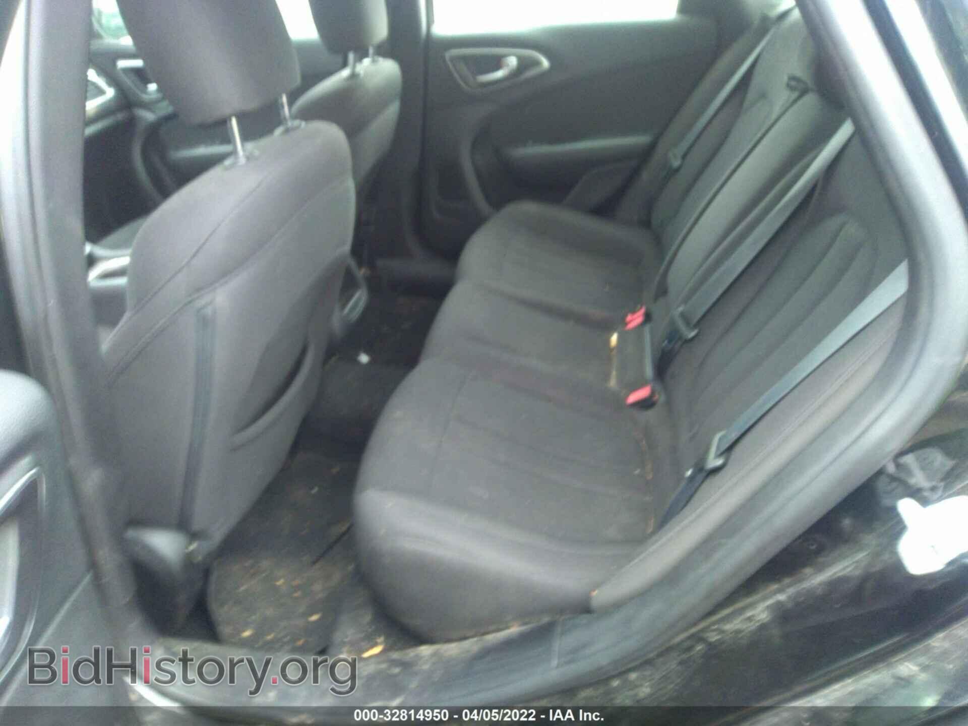 2016 CHRYSLER 200 - VIN: 1C3CCCAB4GN115823 - Фото 8