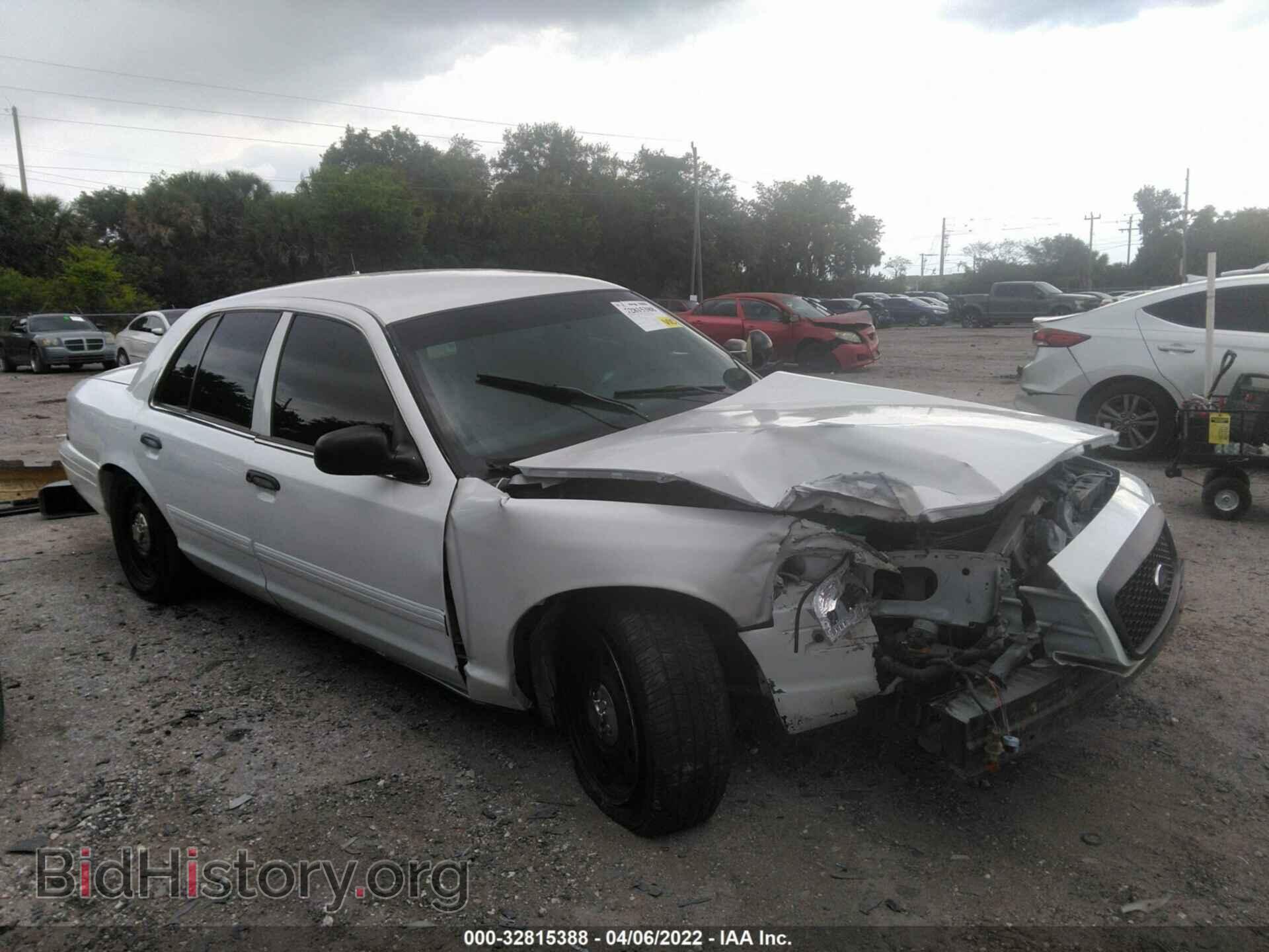 Photo 2FABP7BV8BX114098 - FORD POLICE INTERCEPTOR 2011