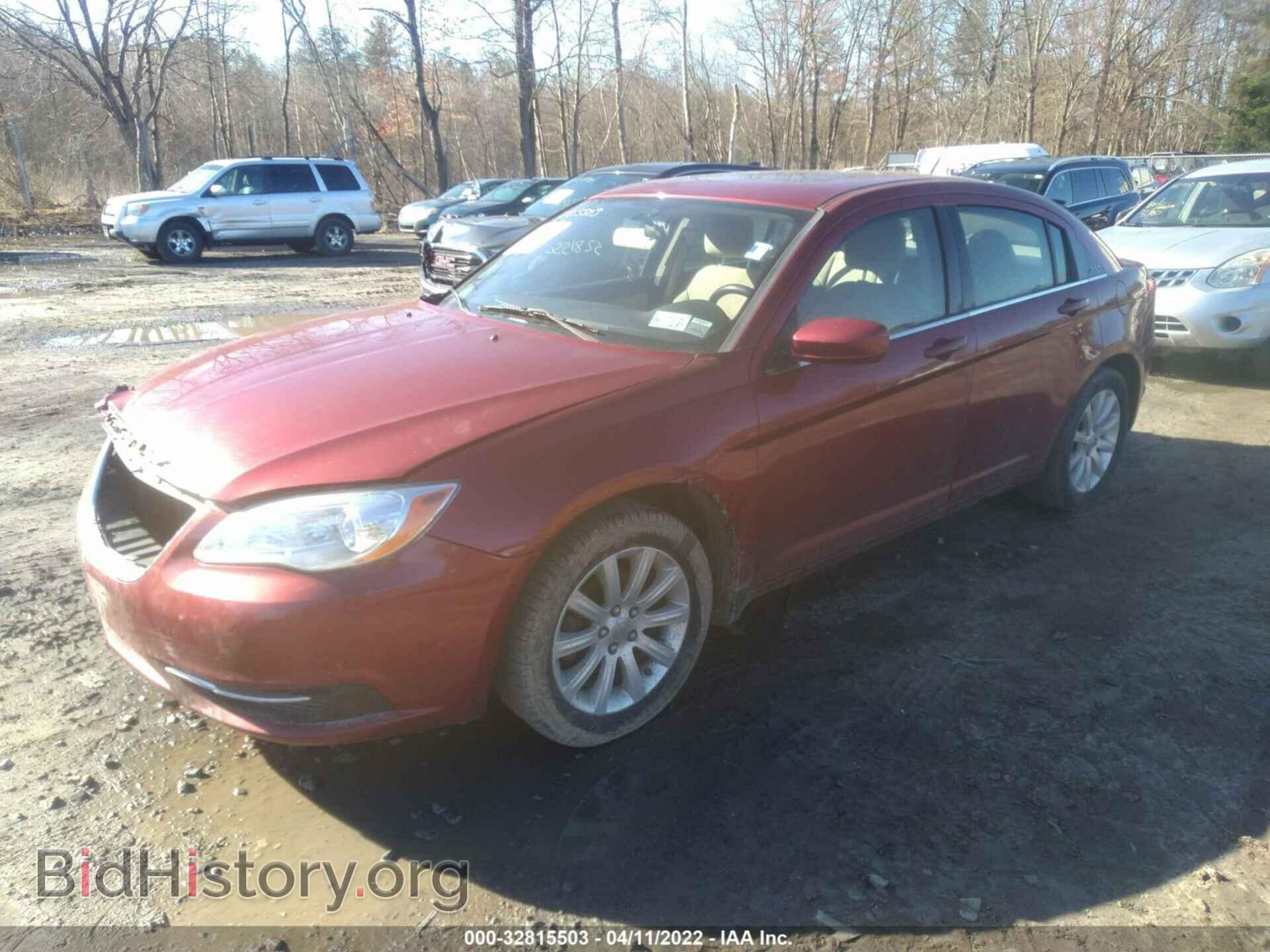 2011 CHRYSLER 200 - VIN: 1C3BC1FB9BN594127 - Фото 2