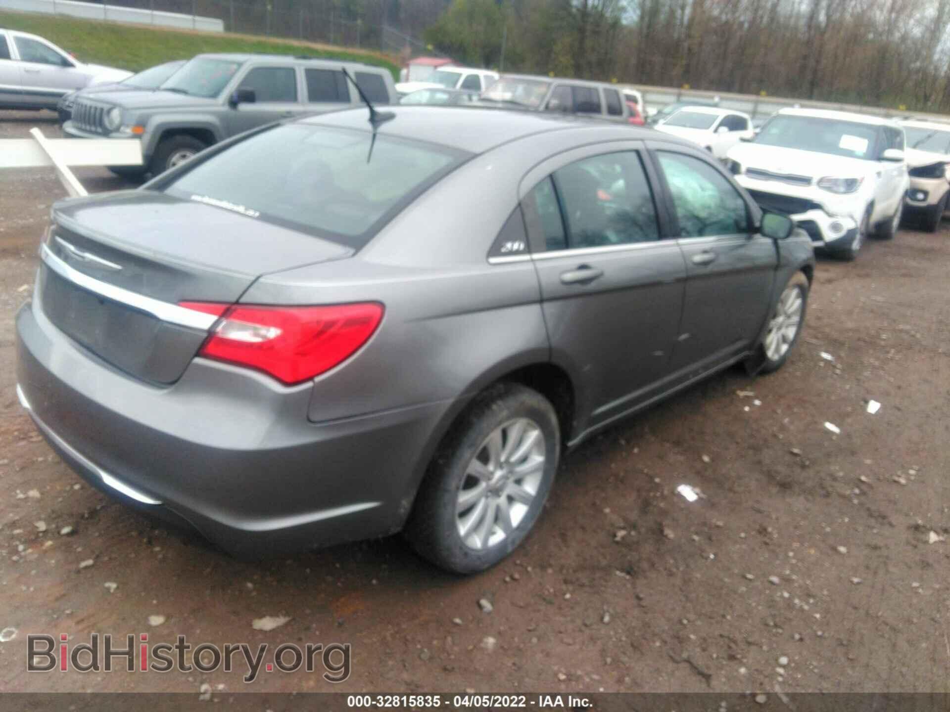 2013 CHRYSLER 200 - VIN: 1C3CCBBB0DN638955 - Photo 4