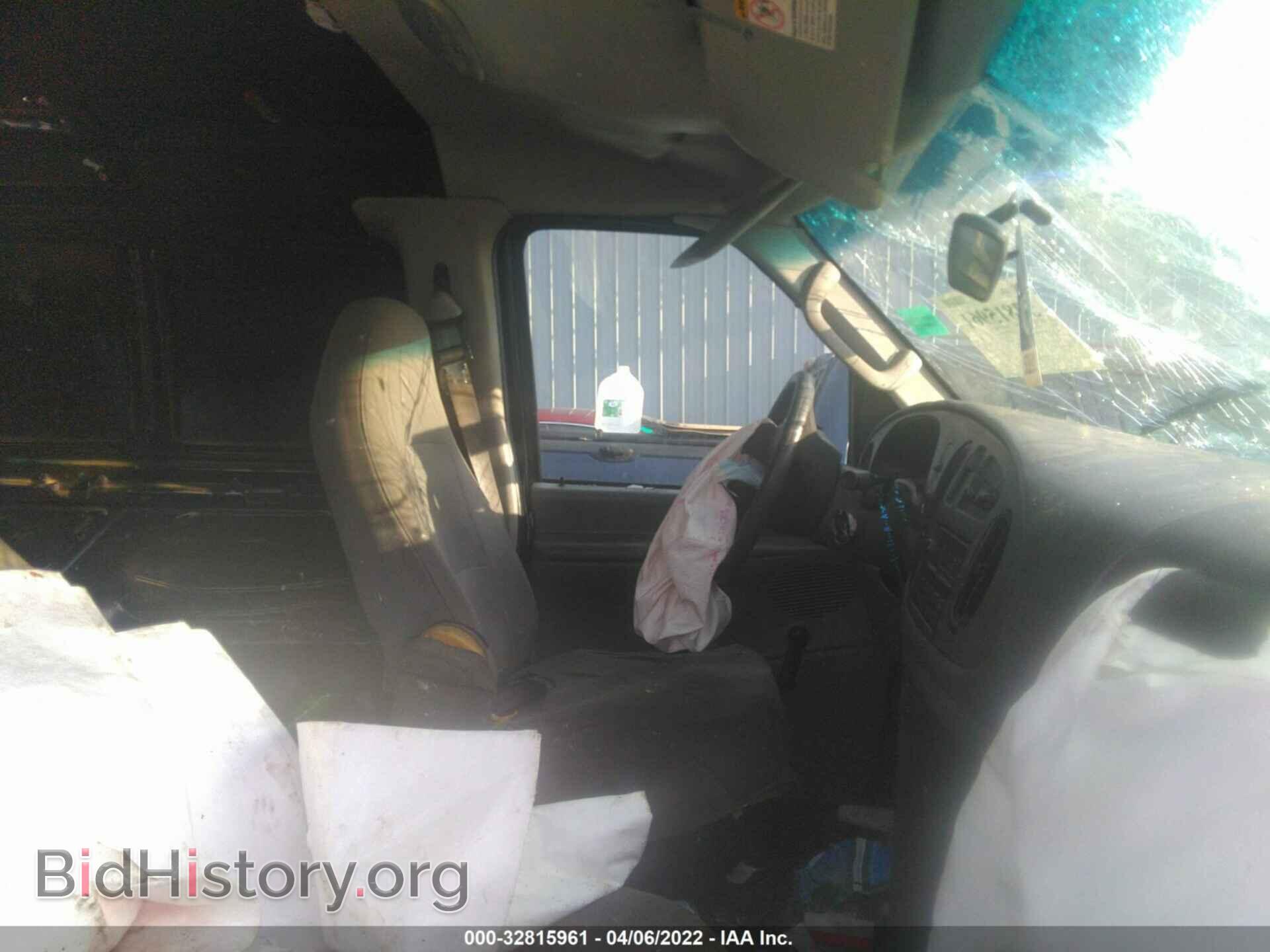 2006 FORD ECONOLINE CARGO VAN - VIN: 1FTNE24L36DA48715 - Photo 5
