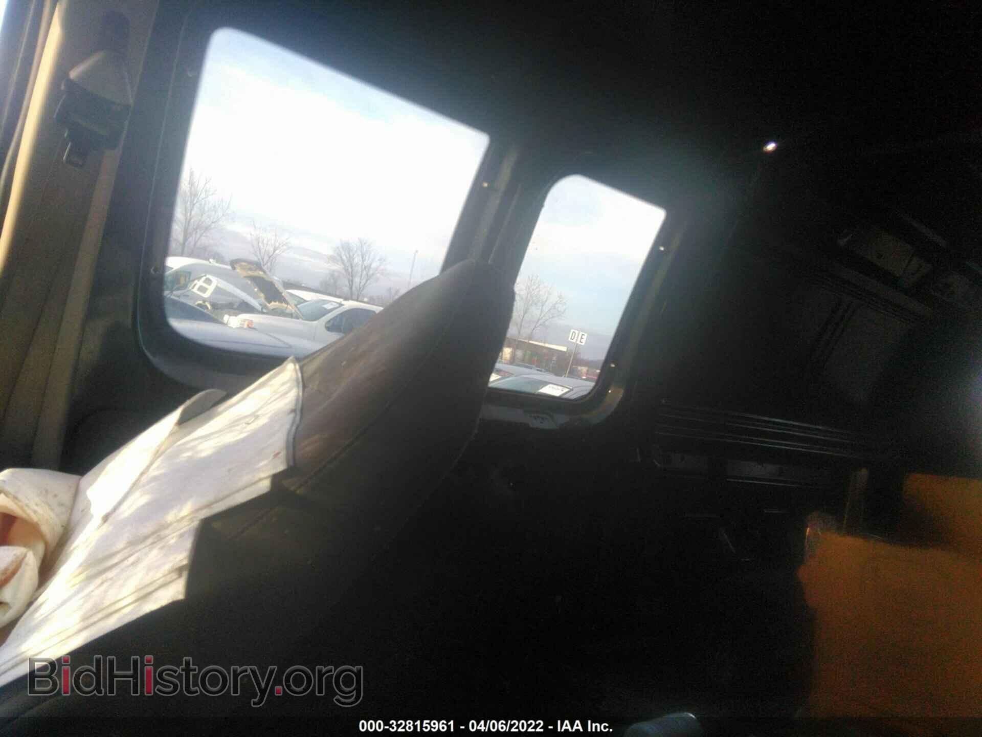 2006 FORD ECONOLINE CARGO VAN - VIN: 1FTNE24L36DA48715 - Photo 8