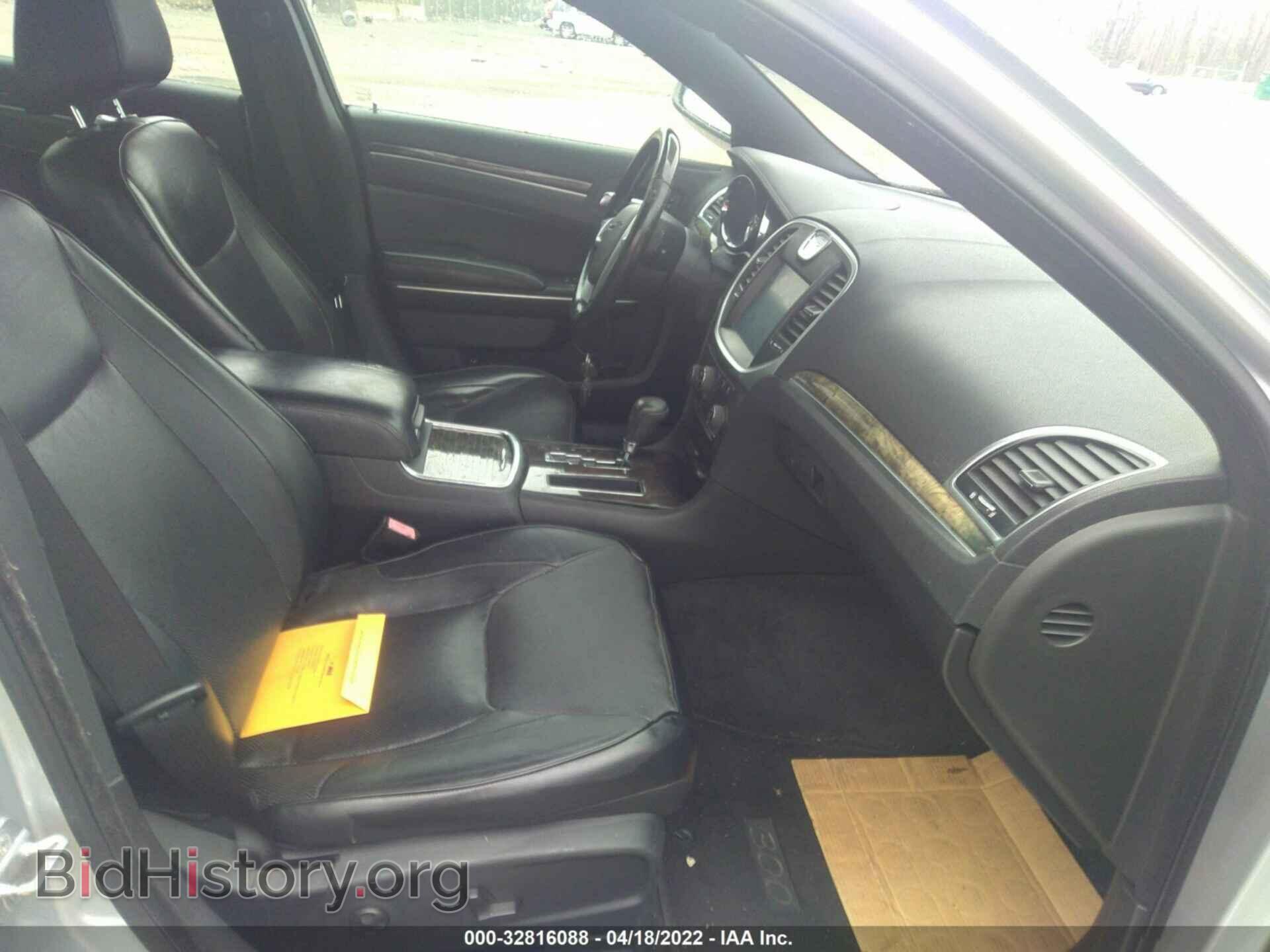 2012 CHRYSLER 300 - VIN: 2C3CCAETXCH249794 - Photo 5