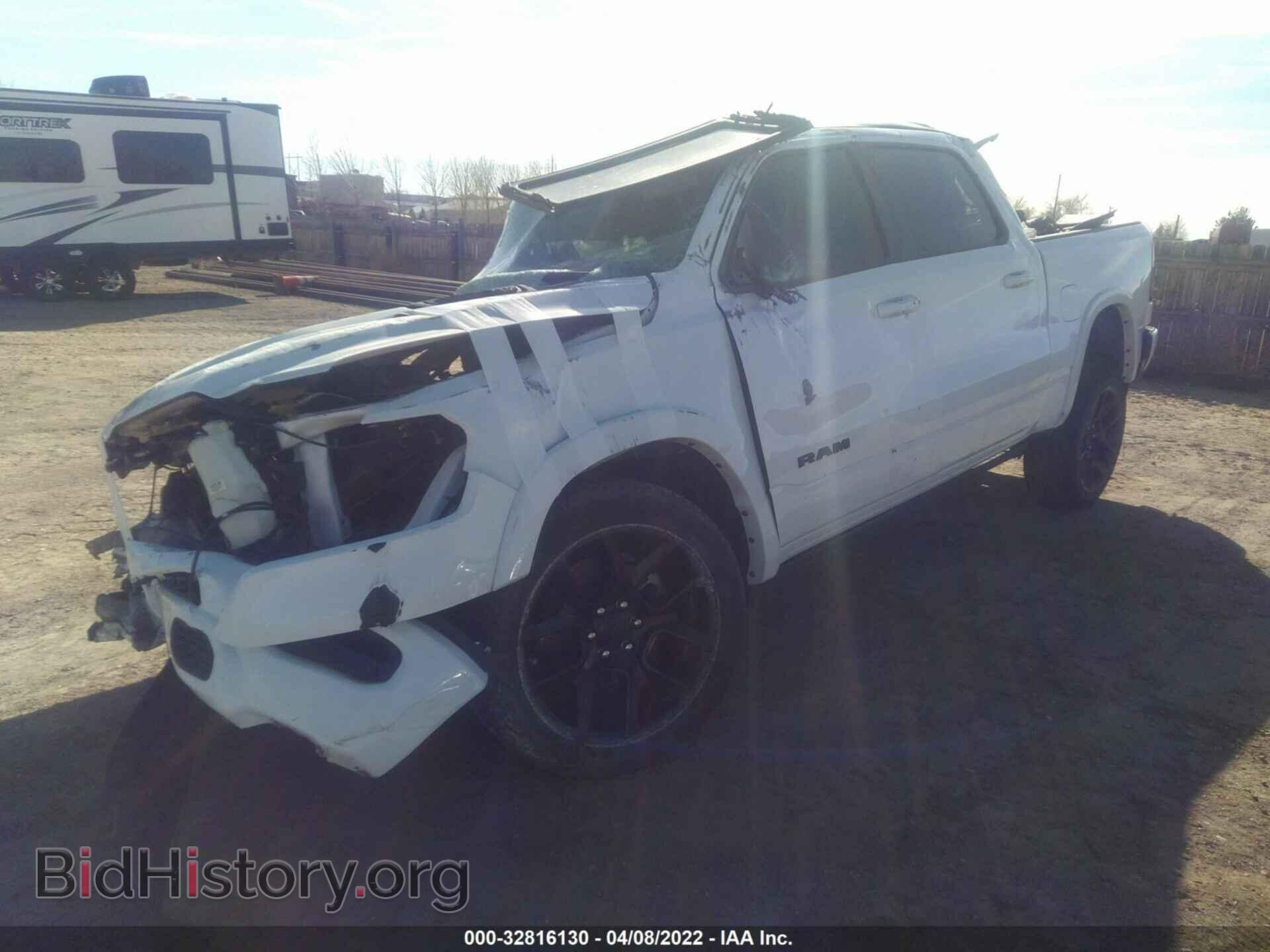 2020 RAM 1500 - VIN: 1C6SRFJT4LN109800 - Фото 2