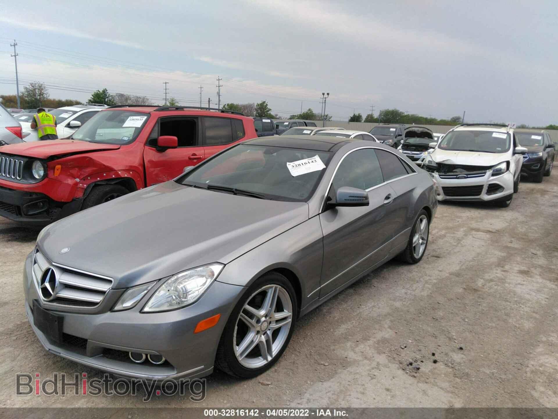 2011 MERCEDES-BENZ E-CLASS - VIN: WDDKJ5GB9BF093634 - Фото 2