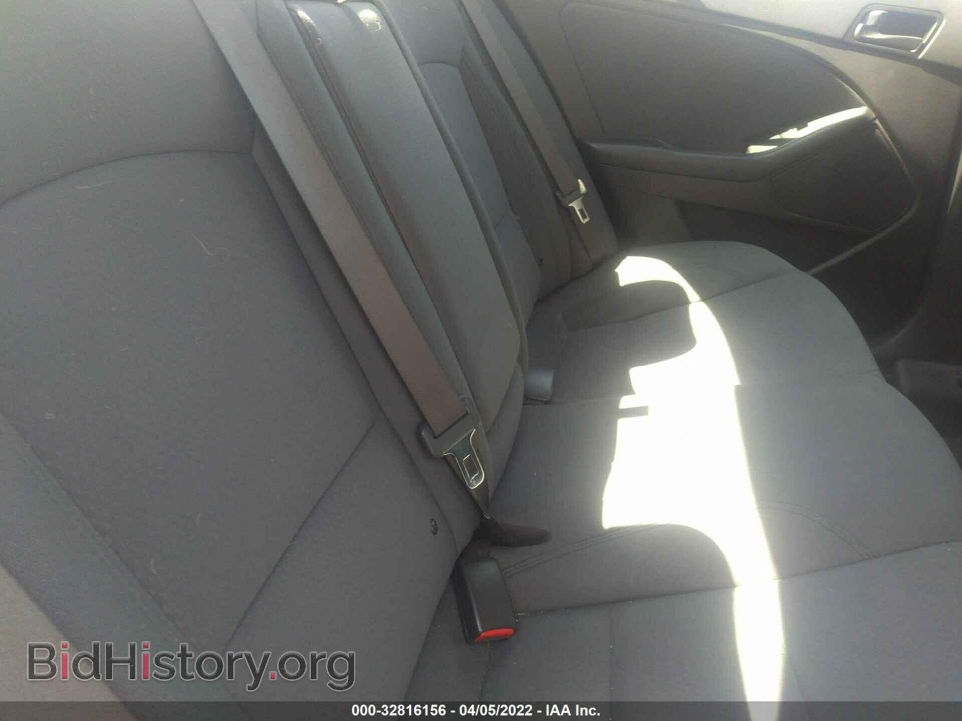 2015 KIA OPTIMA - VIN: KNAGM4A76F5548583 - Фото 8