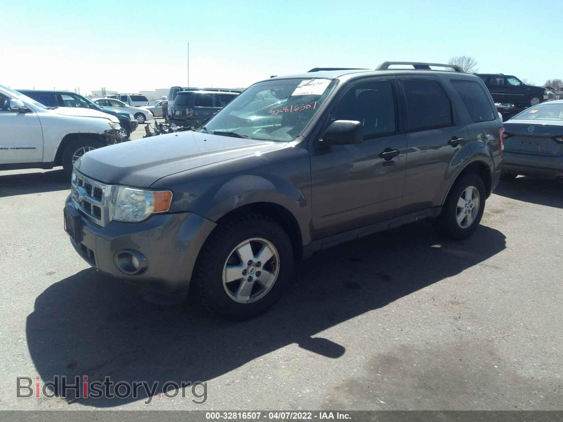 2012 FORD ESCAPE - VIN: 1FMCU9D71CKB81546 - Photo 2