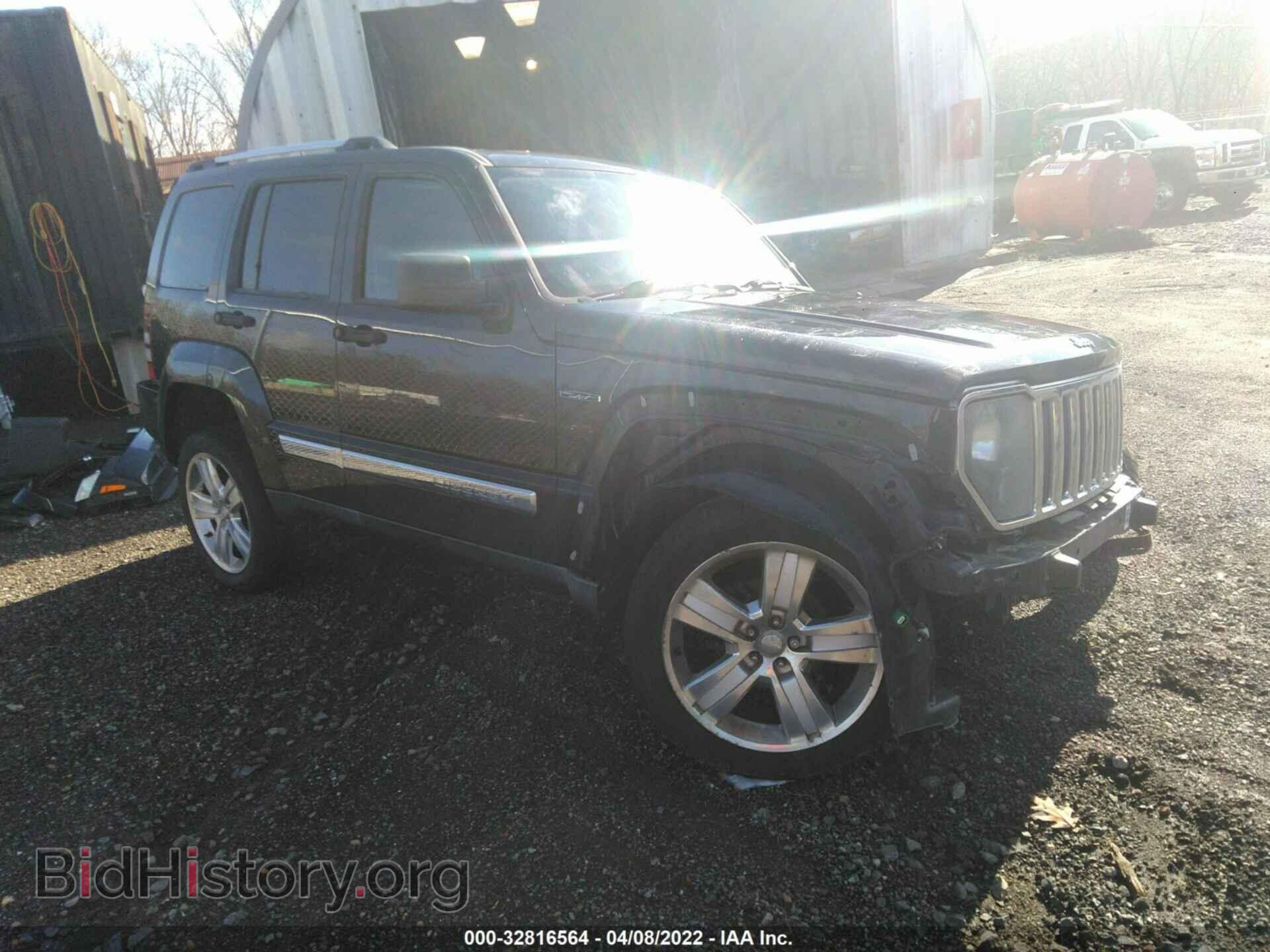 Photo 1J4PN2GK7BW557033 - JEEP LIBERTY 2011