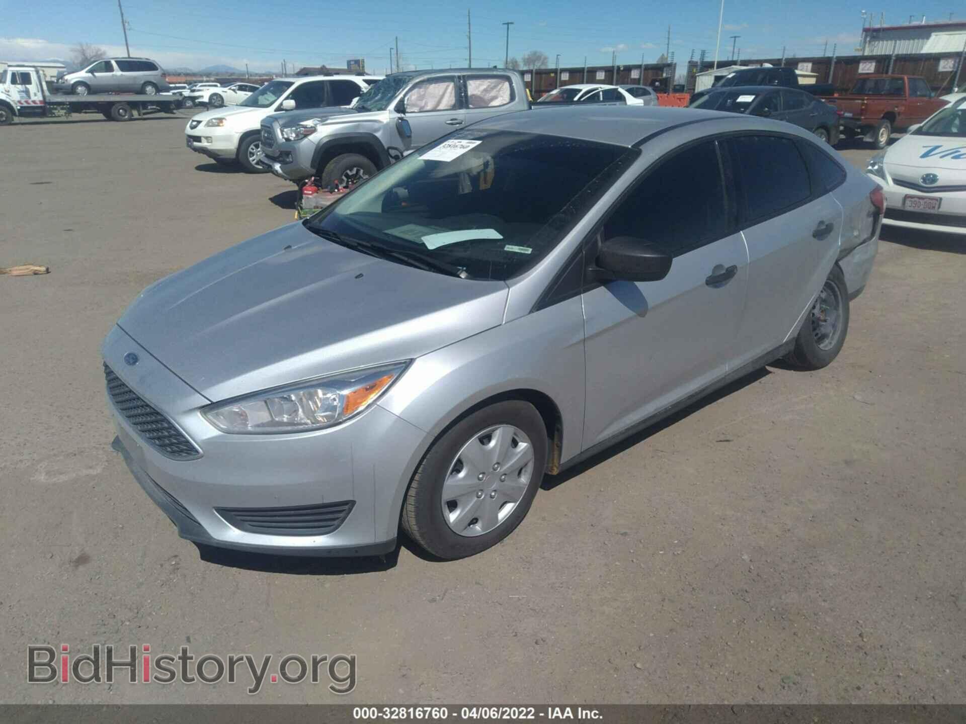 2018 FORD FOCUS - VIN: 1FADP3E26JL230835 - Фото 2