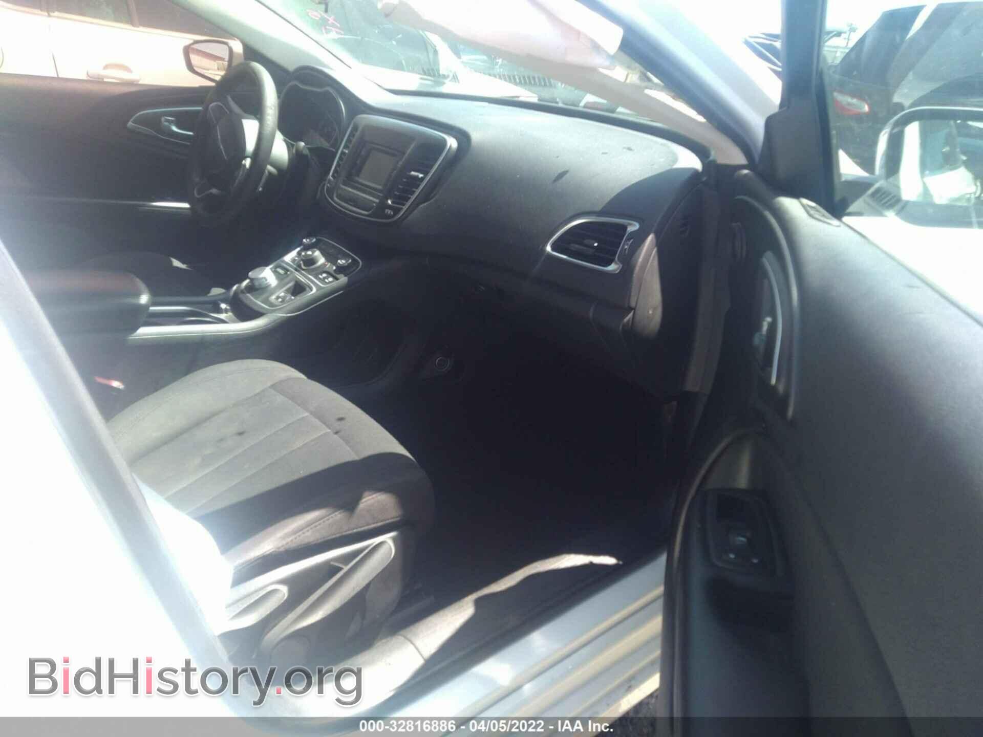 2015 CHRYSLER 200 - VIN: 1C3CCCAB4FN648186 - Photo 5