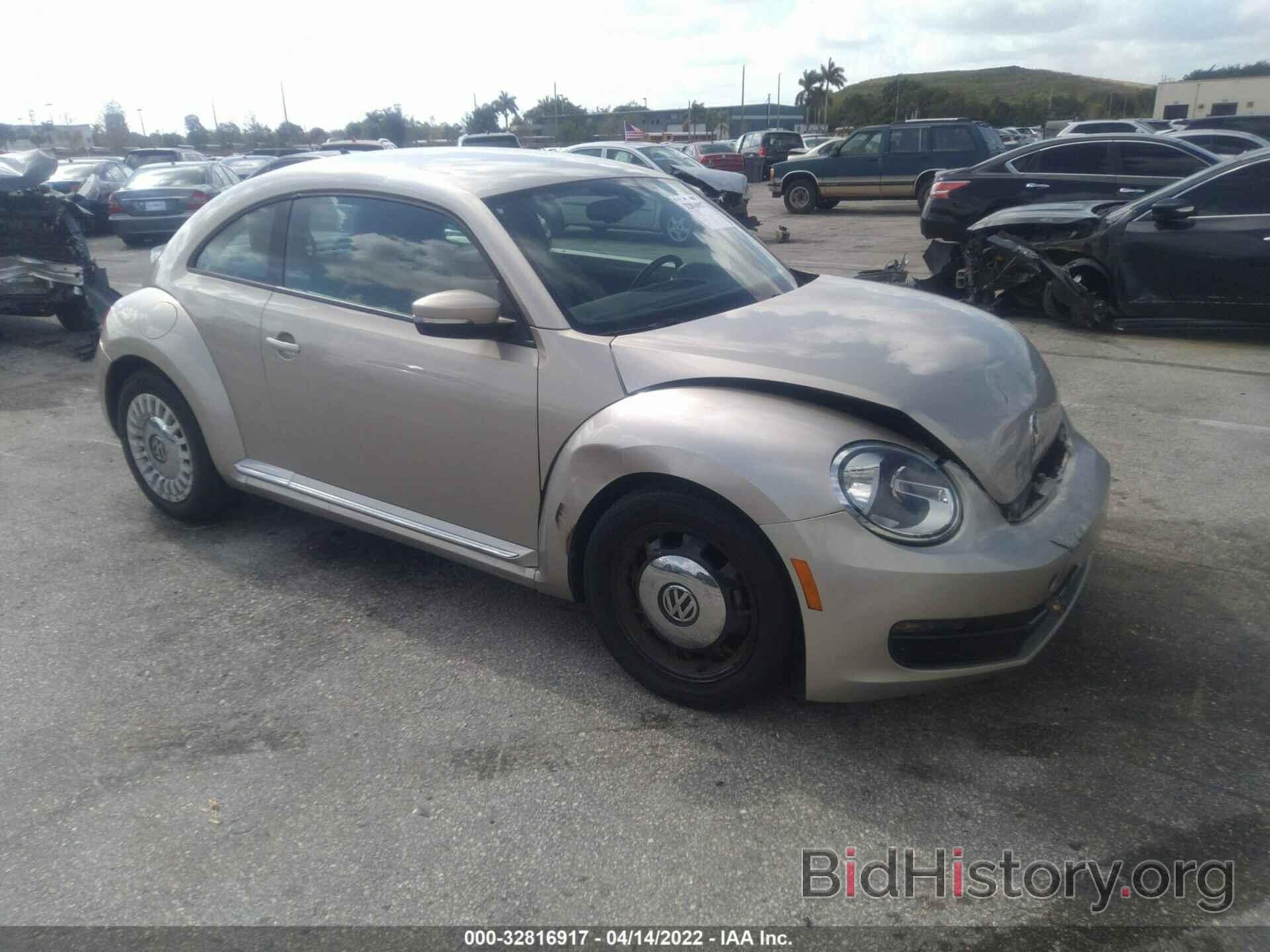 Photo 3VWJ07AT6GM602976 - VOLKSWAGEN BEETLE COUPE 2016