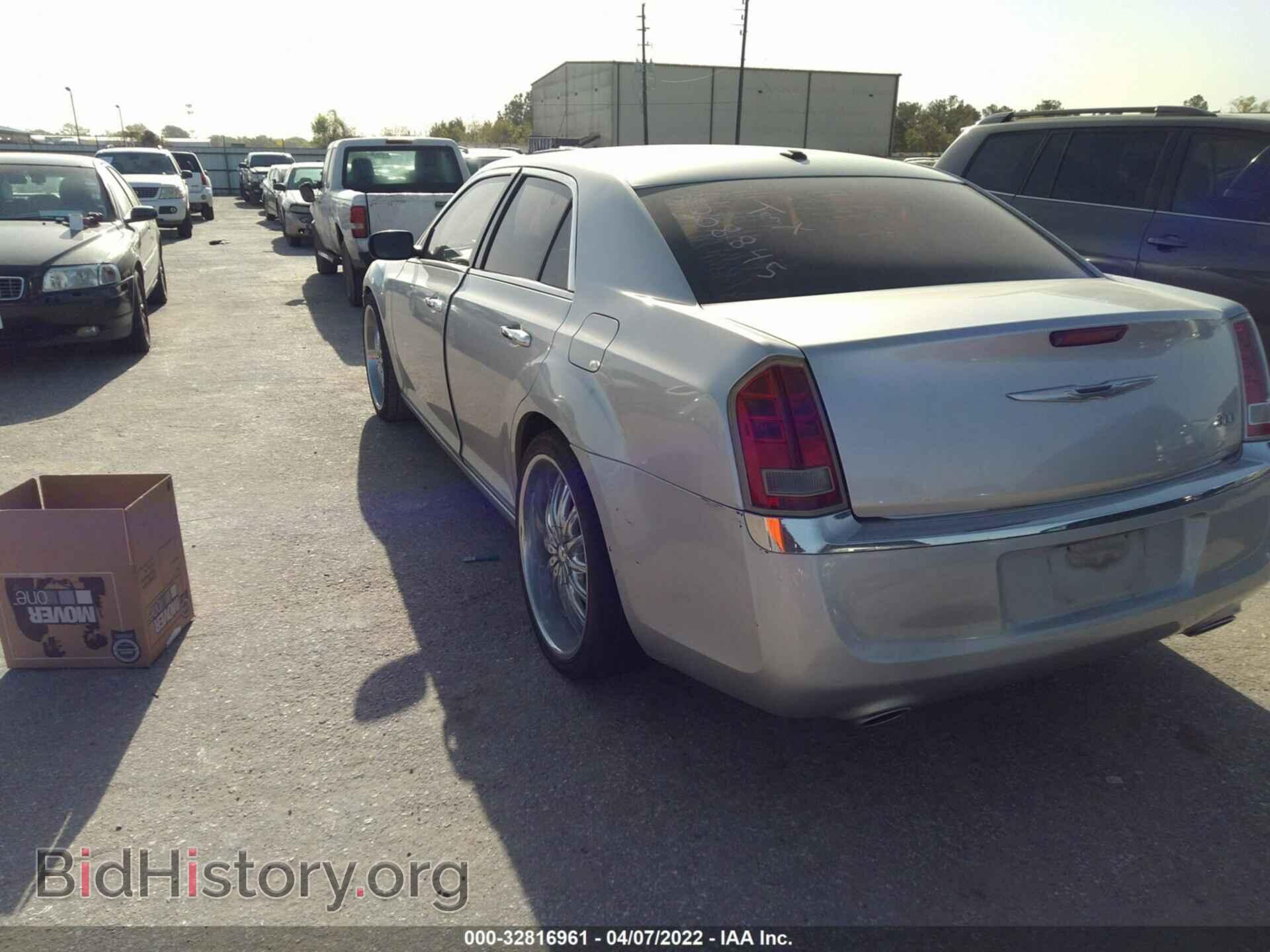2012 CHRYSLER 300 - VIN: 2C3CCACG4CH308845 - Фото 3
