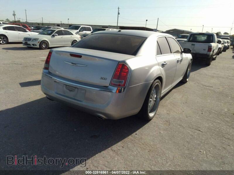 2012 Chrysler 300 (VIN 2C3CCACG4CH308845) — photo 4 of 11