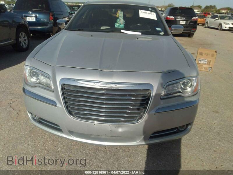 2012 Chrysler 300 (VIN 2C3CCACG4CH308845) — photo 6 of 11