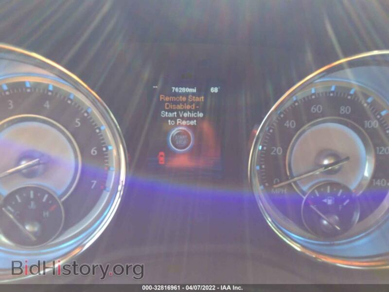 2012 Chrysler 300 (VIN 2C3CCACG4CH308845) — photo 7 of 11
