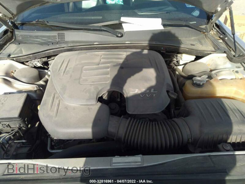 2012 Chrysler 300 (VIN 2C3CCACG4CH308845) — photo 10 of 11