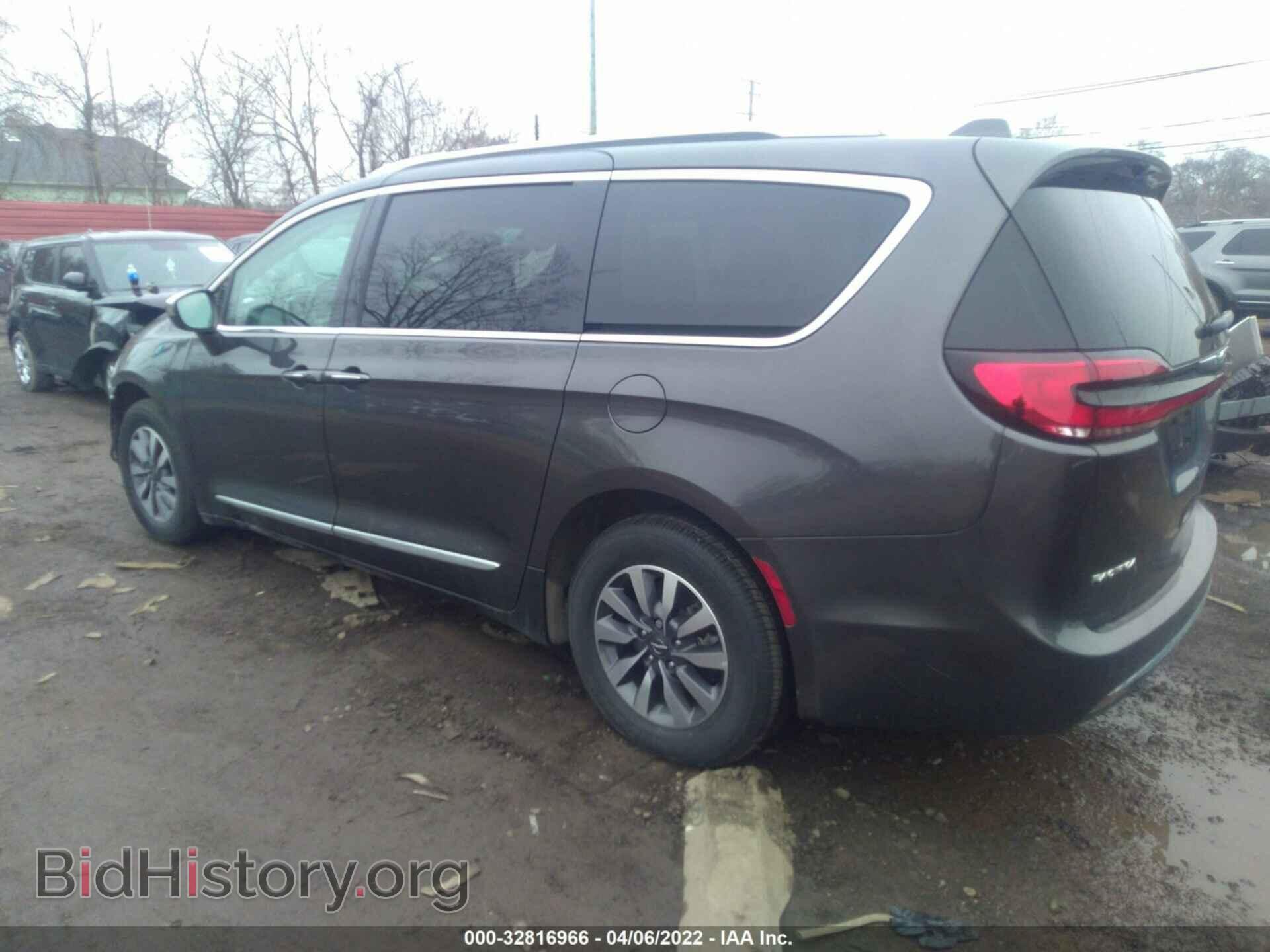2021 CHRYSLER PACIFICA - VIN: 2C4RC1S72MR590289 - Фото 3
