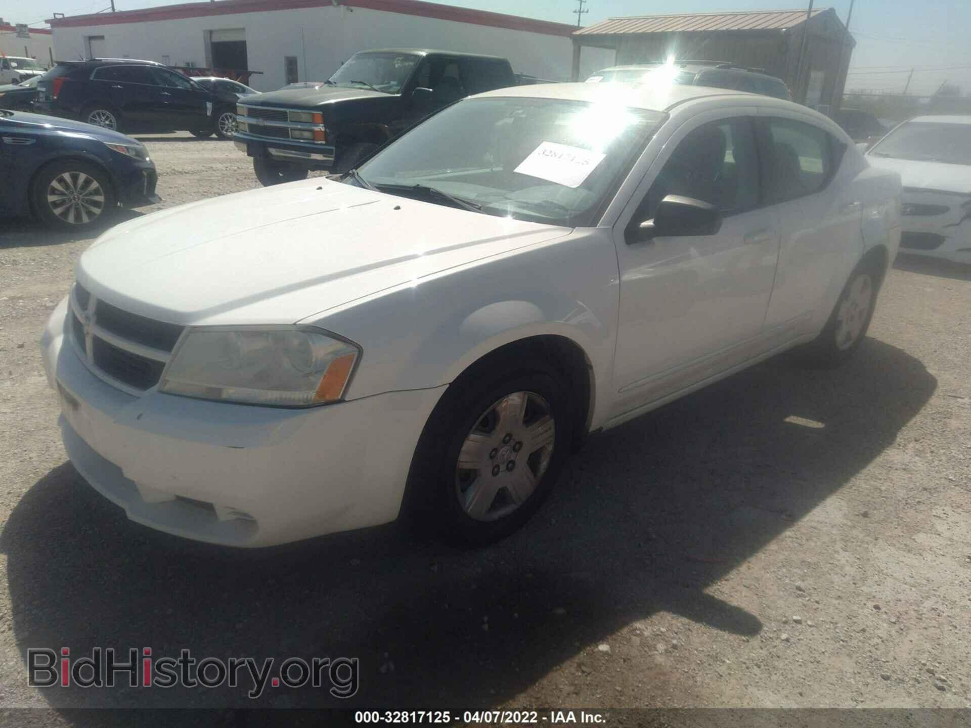 2010 DODGE AVENGER - VIN: 1B3CC4FB8AN158385 - Photo 2