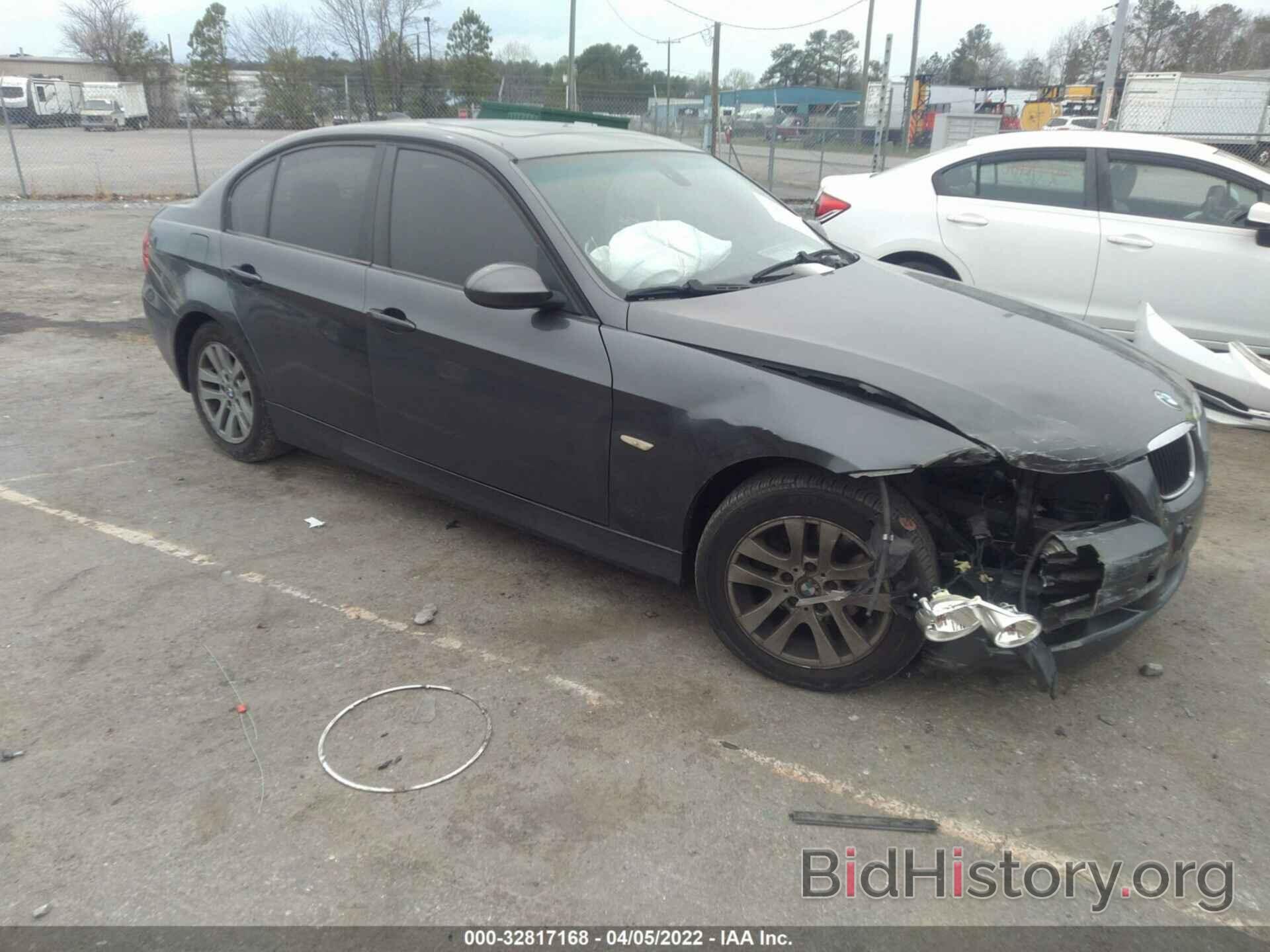 Photo WBAVC735X7KP34606 - BMW 3 SERIES 2007