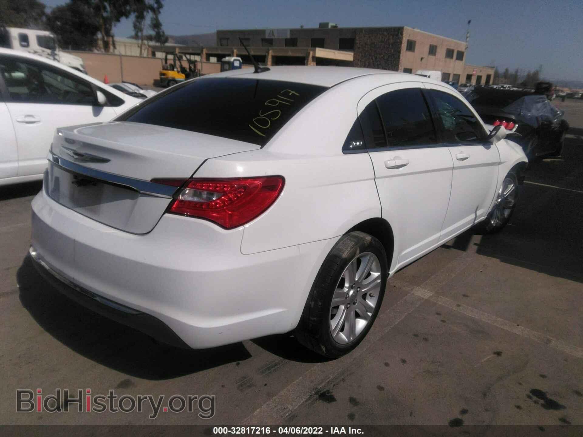 2013 CHRYSLER 200 - VIN: 1C3CCBBB6DN735562 - Фото 4
