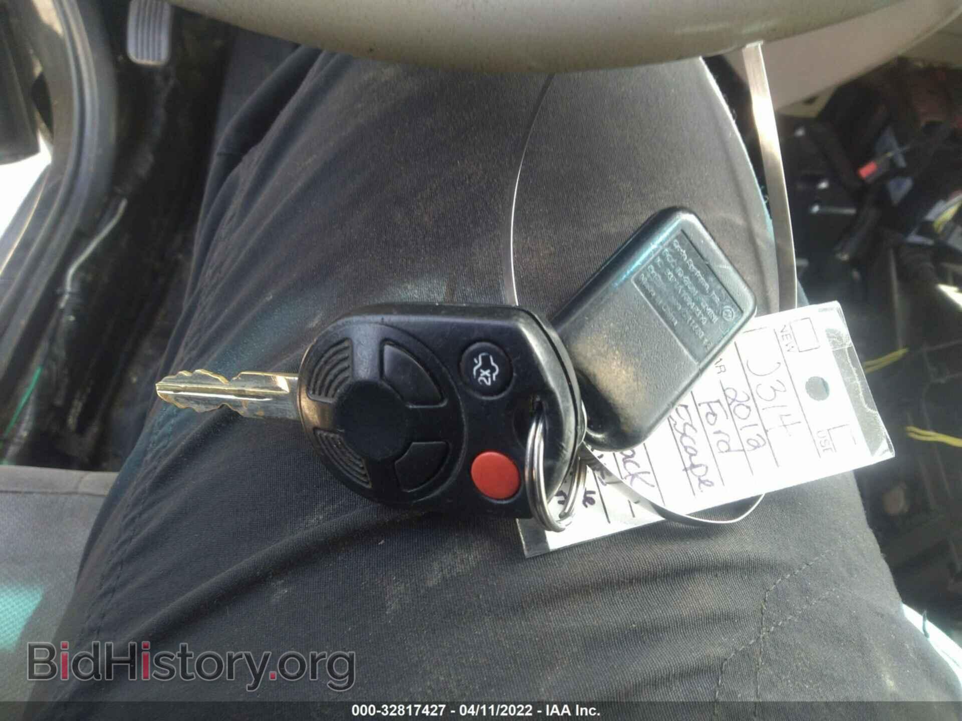 2012 FORD ESCAPE - VIN: 1FMCU0D78CKA37956 - Фото 11