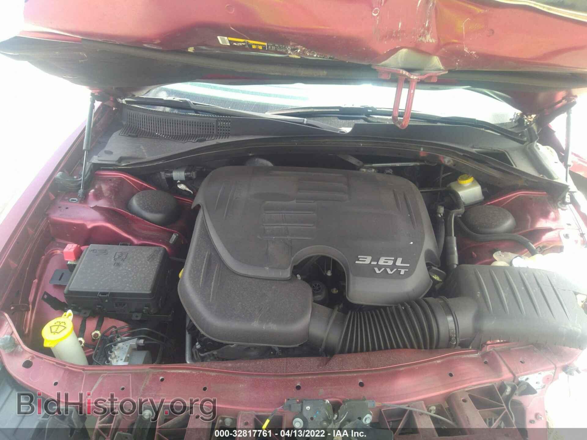 2018 CHRYSLER 300 - VIN: 2C3CCAKG4JH269043 - Фото 10