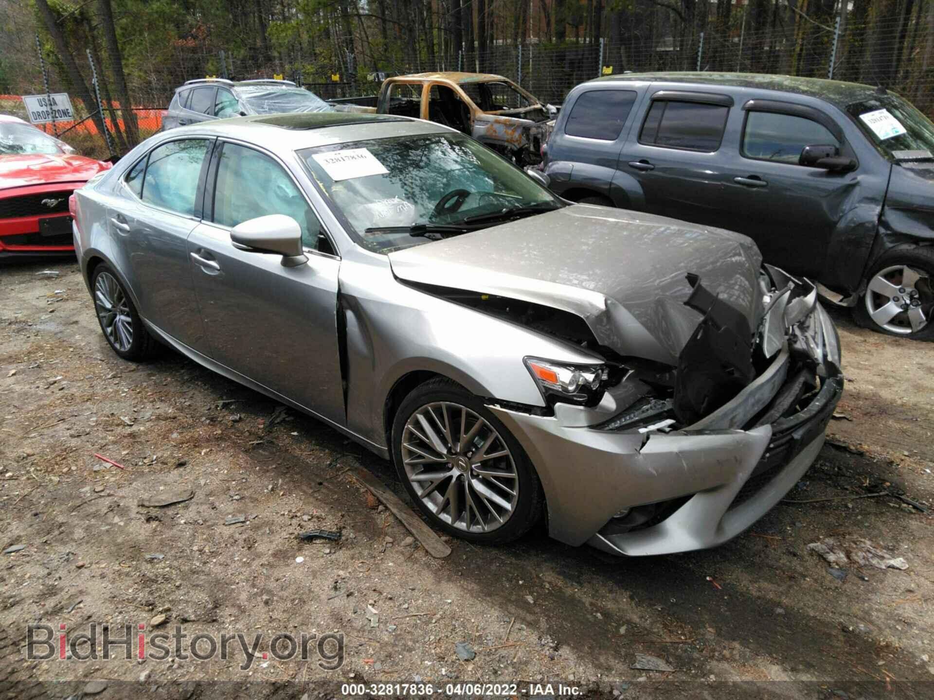 Photo JTHCF1D21F5019941 - LEXUS IS 250 2015