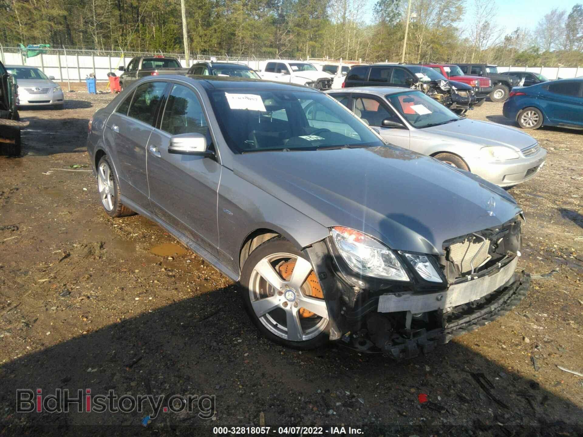 Photo WDDHF8JB4CA550130 - MERCEDES-BENZ E-CLASS 2012