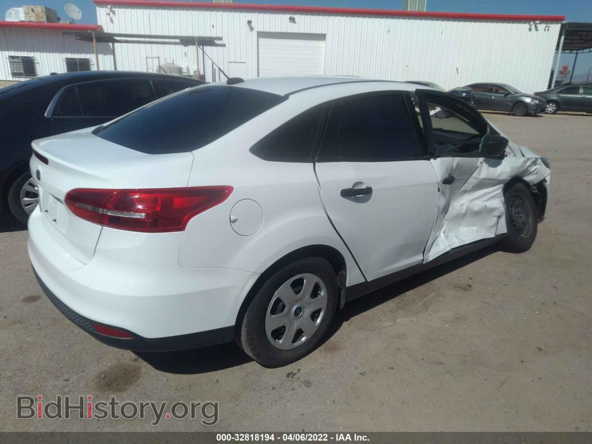 2017 FORD FOCUS - VIN: 1FADP3E29HL343723 - Фото 4