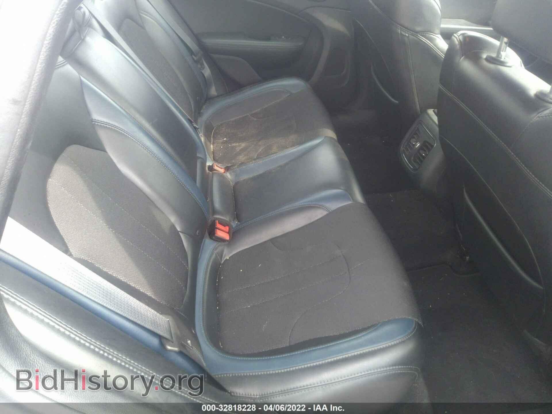2016 CHRYSLER 200 - VIN: 1C3CCCBB7GN138091 - Photo 8