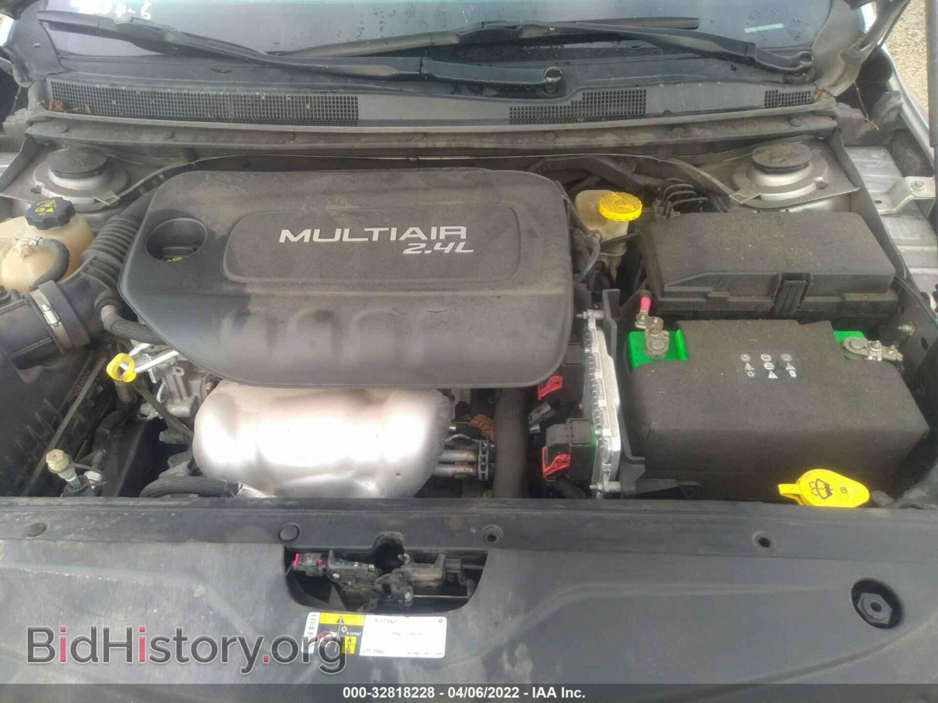2016 CHRYSLER 200 - VIN: 1C3CCCBB7GN138091 - Photo 10