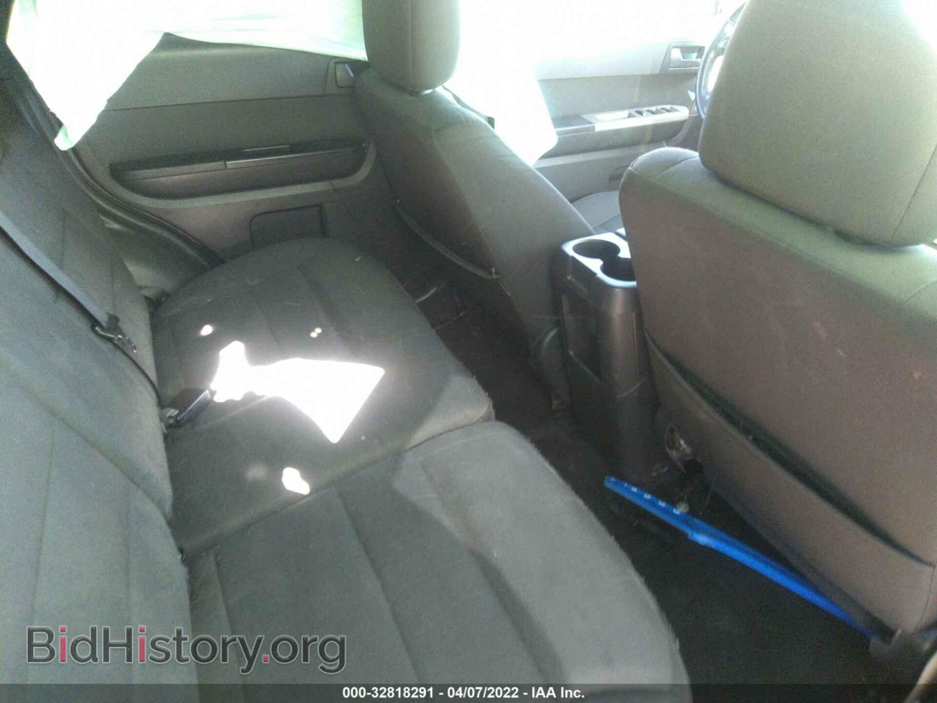 2011 FORD ESCAPE - VIN: 1FMCU9D79BKB04342 - Photo 8