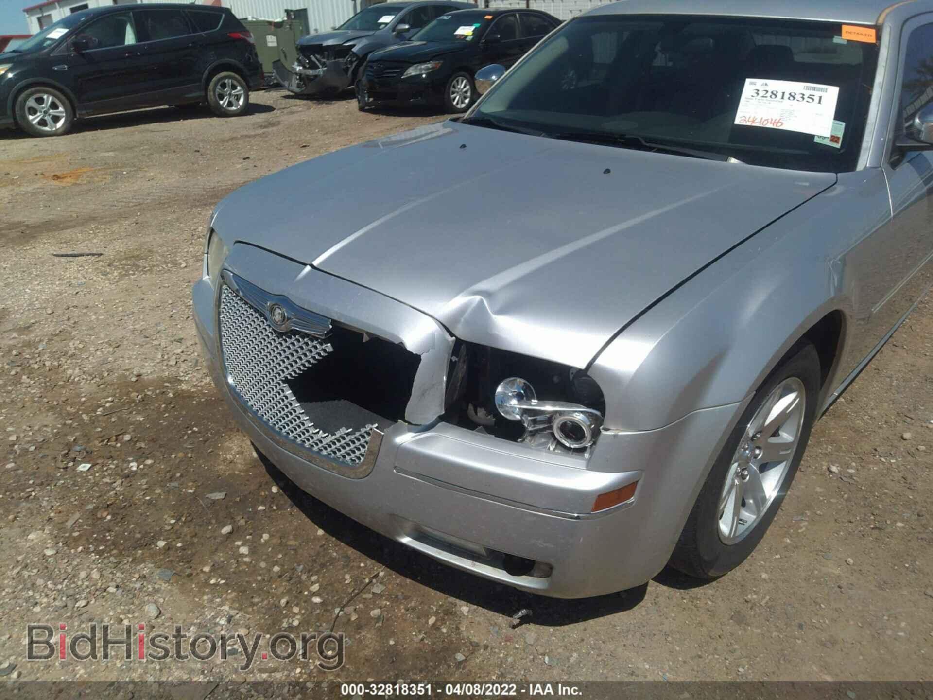 2006 CHRYSLER 300 - VIN: 2C3KA53G46H515233 - Фото 6