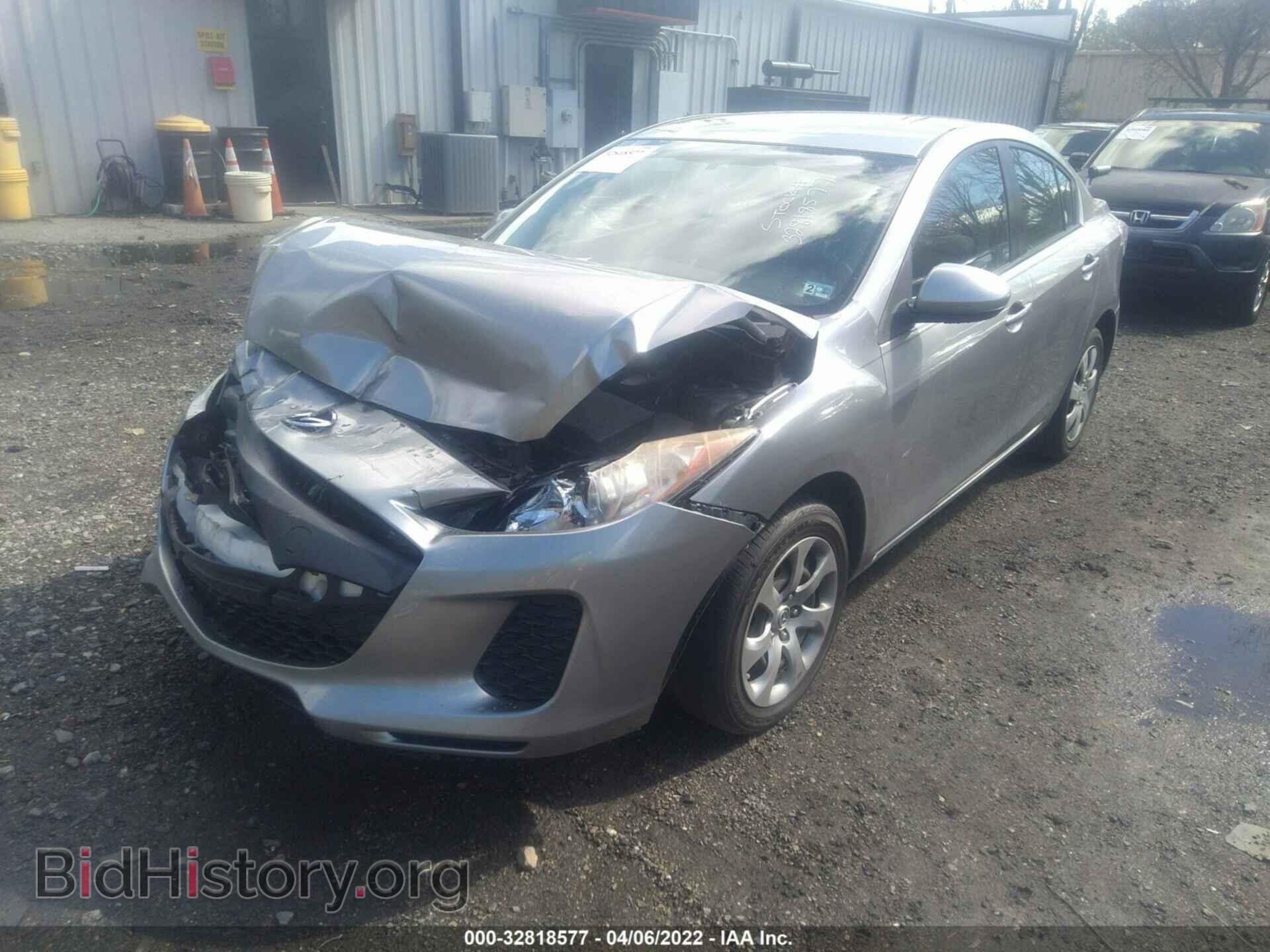 2013 MAZDA MAZDA3 - VIN: JM1BL1TF5D1736650 - Фото 2