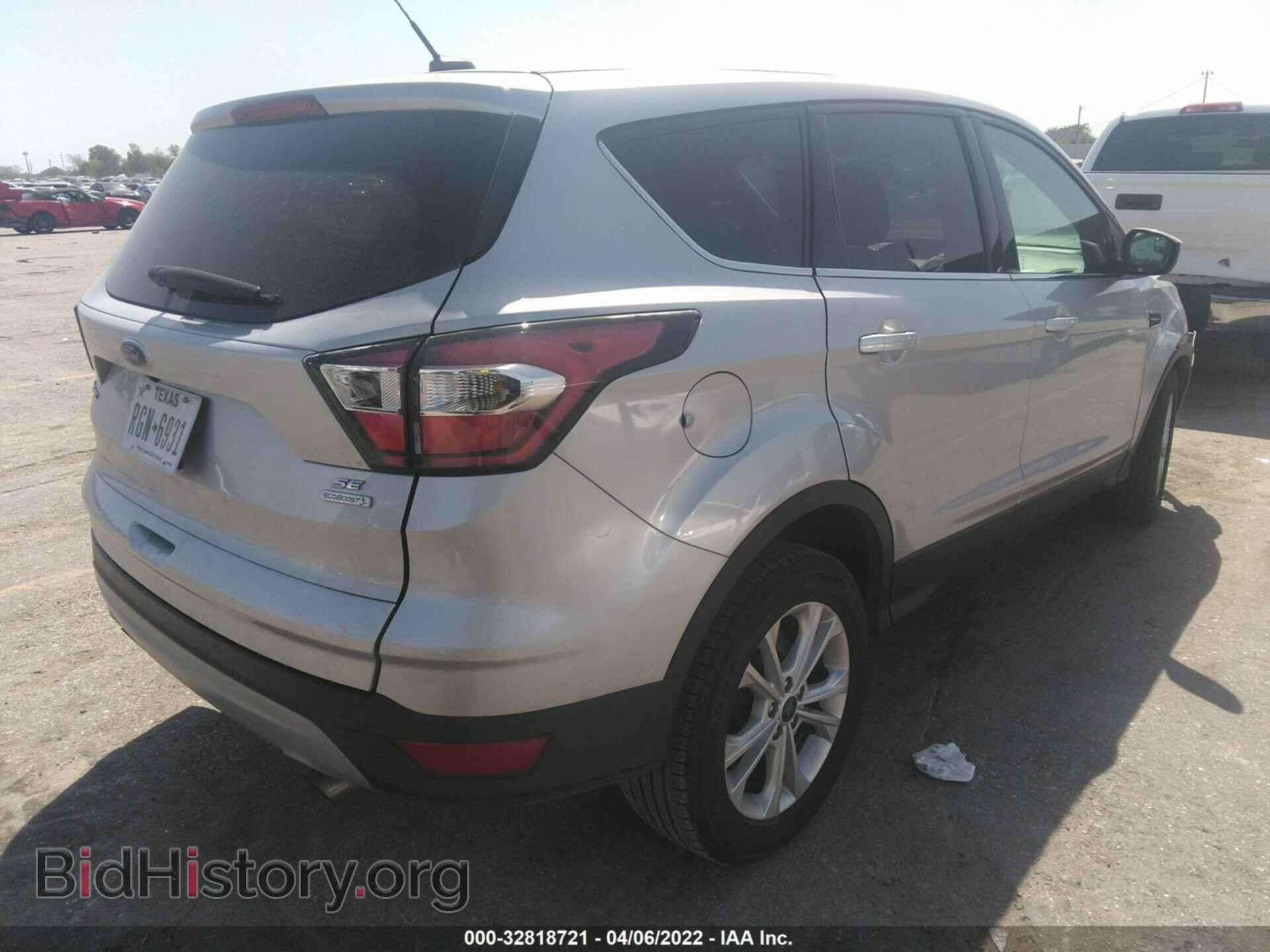 2017 FORD ESCAPE - VIN: 1FMCU0GD4HUB08888 - Фото 4